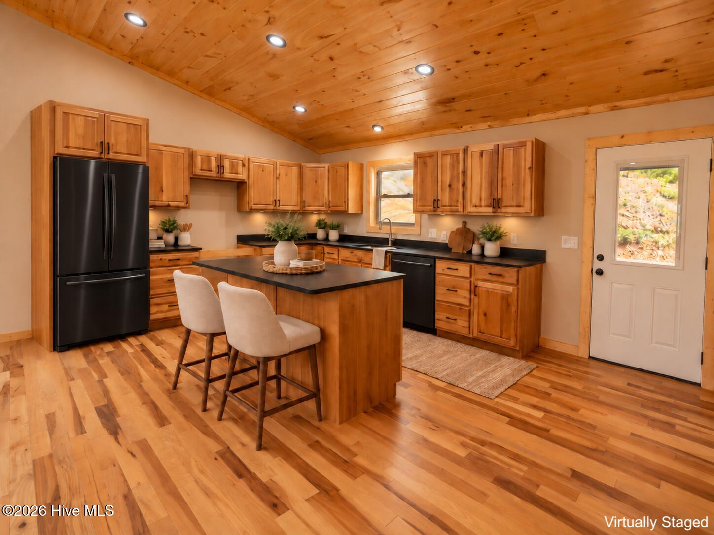 440 Marble Mountain Road Property Photo 9
