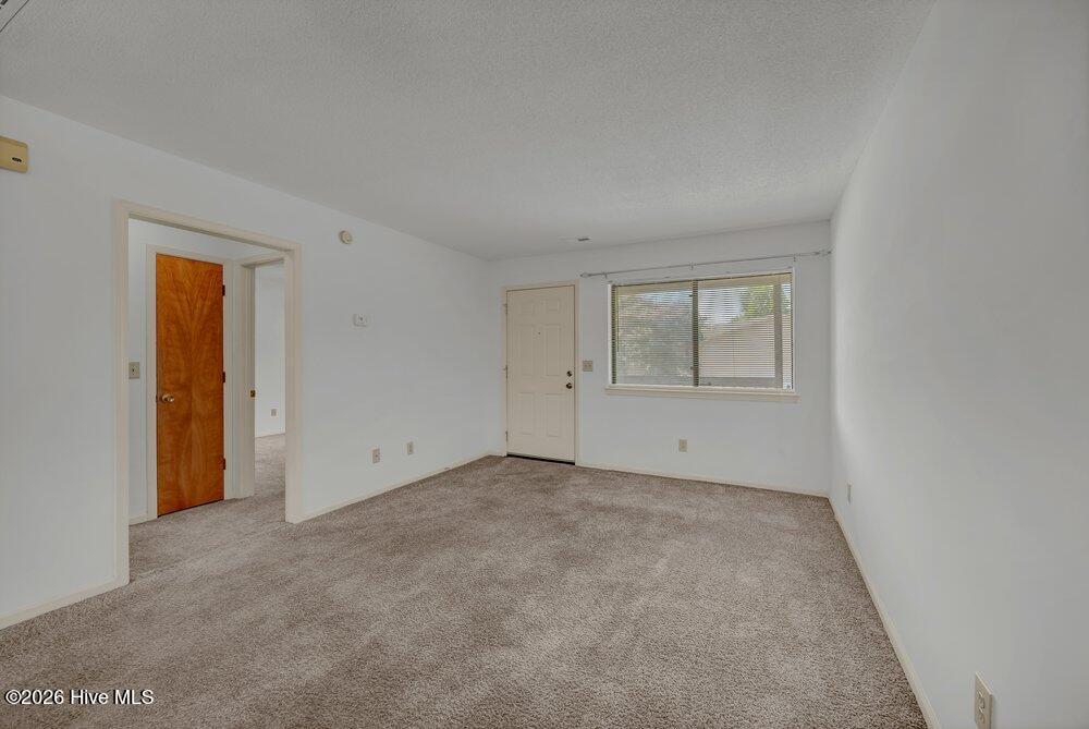 522 S Kerr Avenue Apt 32 Property Photo 5