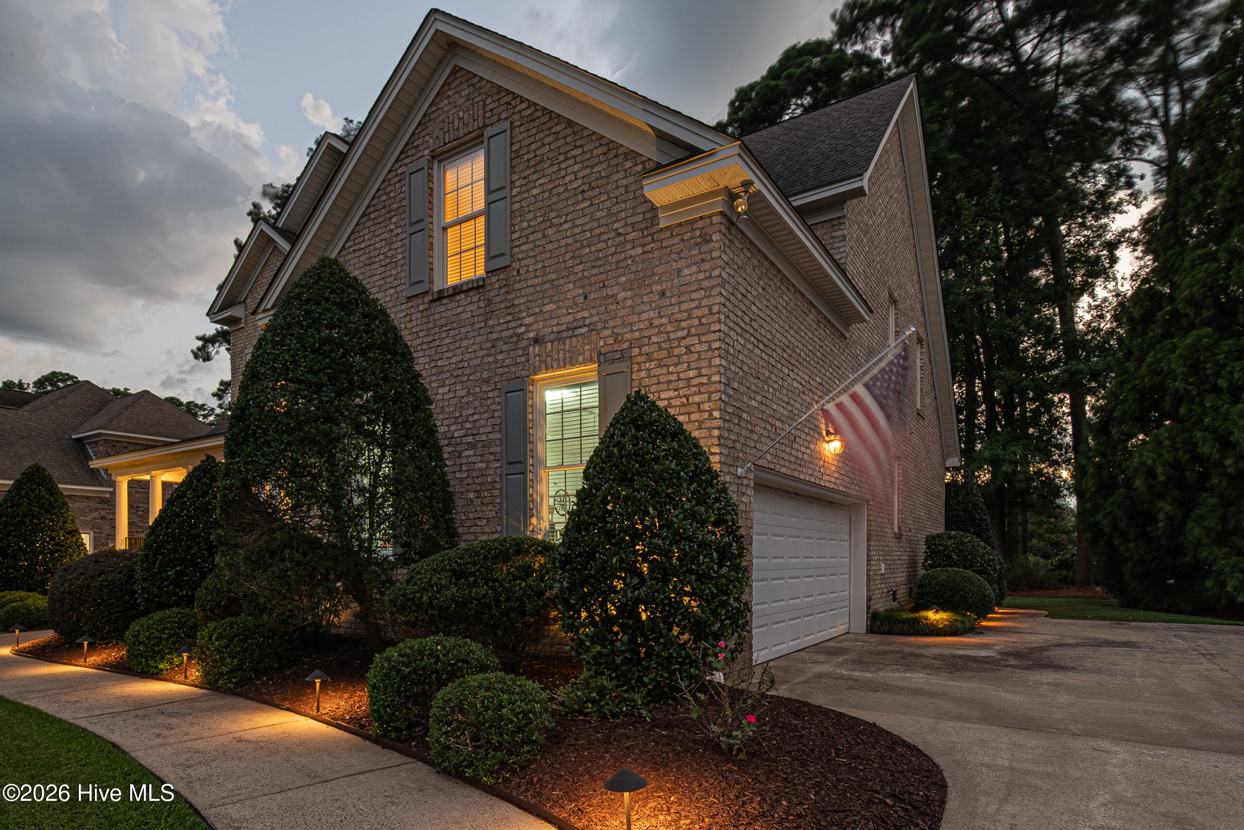 932 Chesapeake Place Property Photo 6