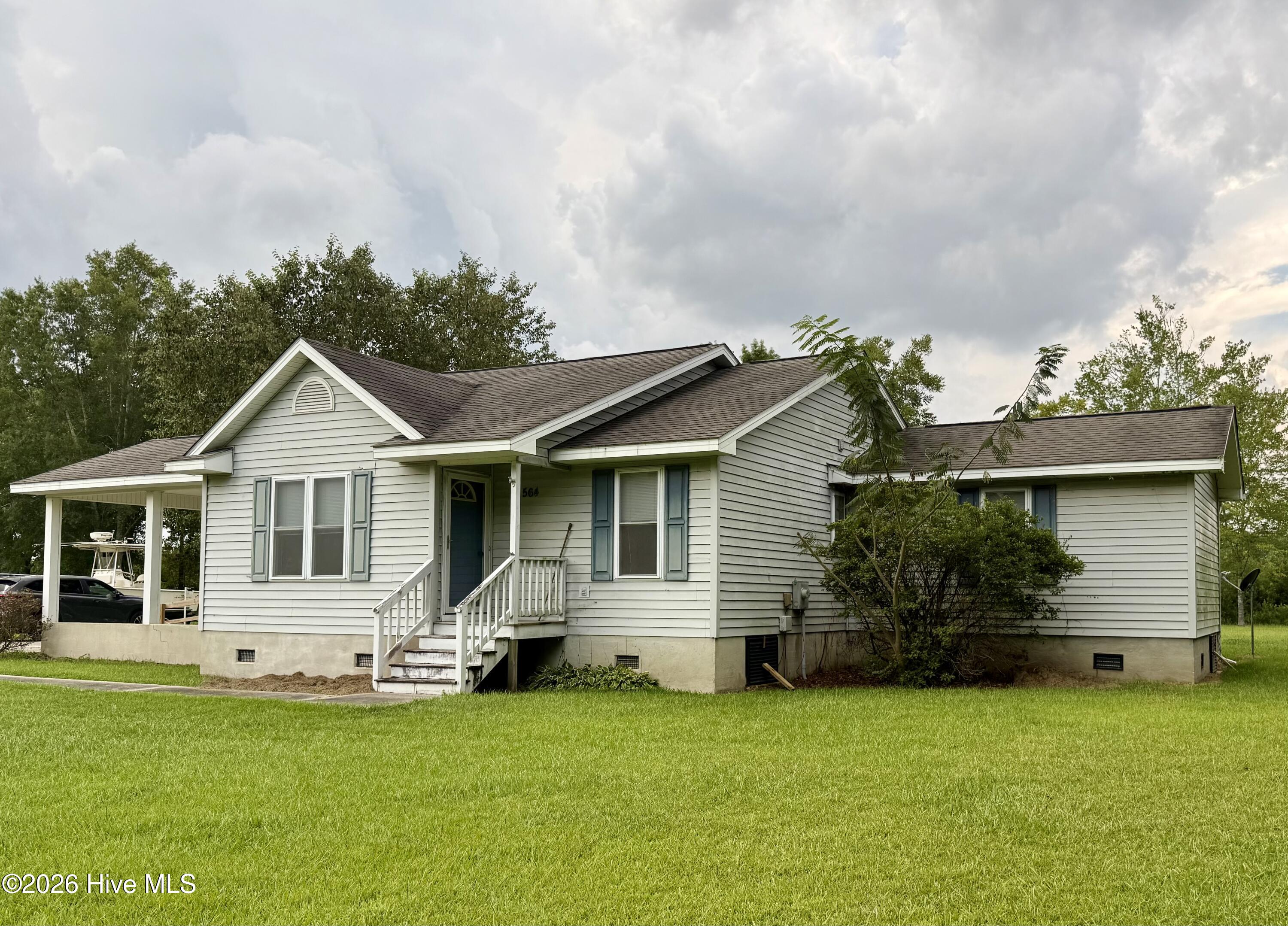 564 Alligator Loop Road Property Photo 1
