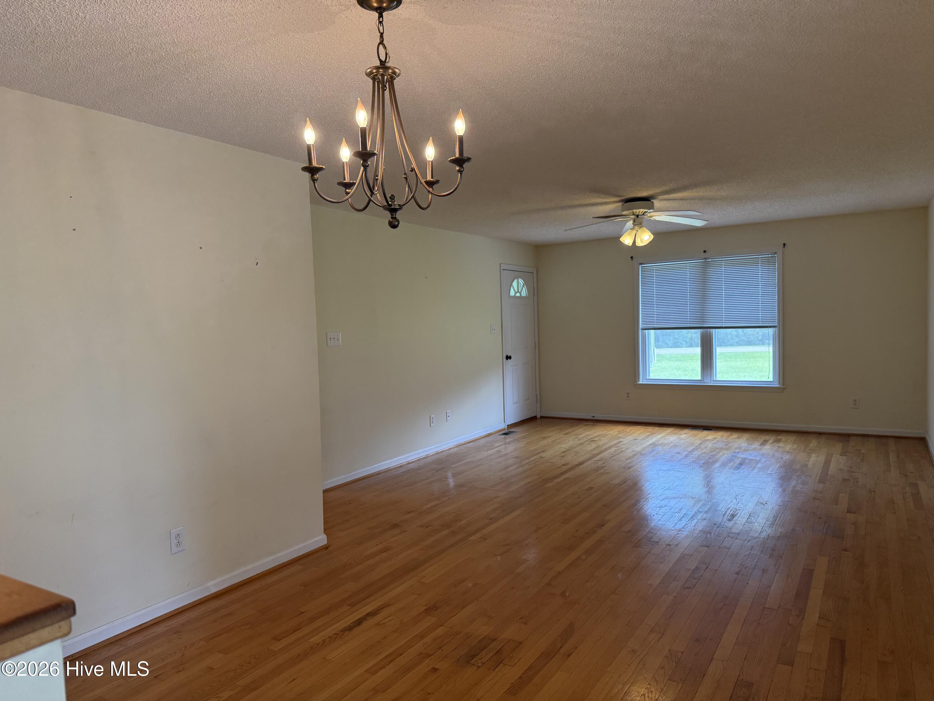 564 Alligator Loop Road Property Photo 6