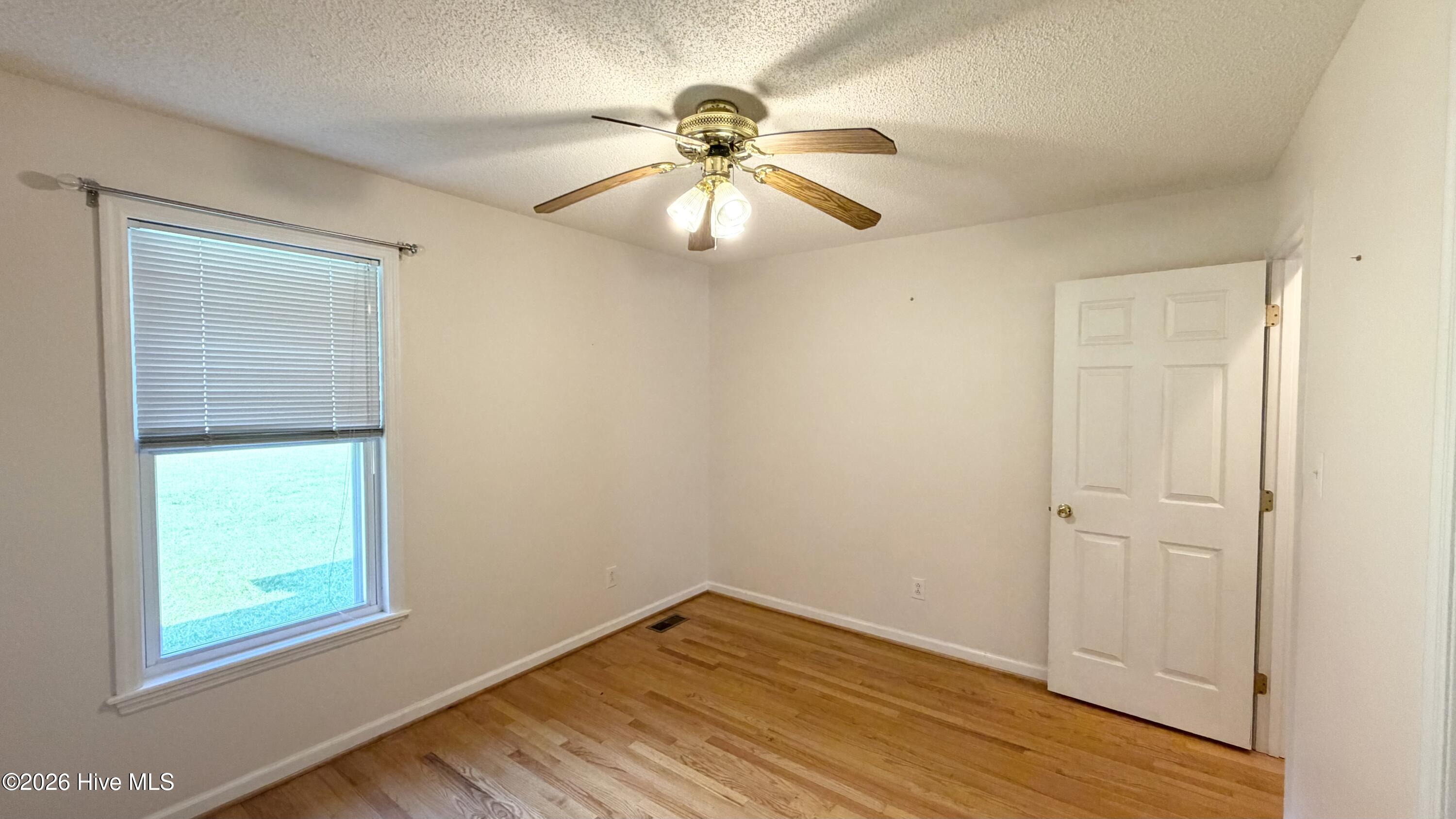 564 Alligator Loop Road Property Photo 11