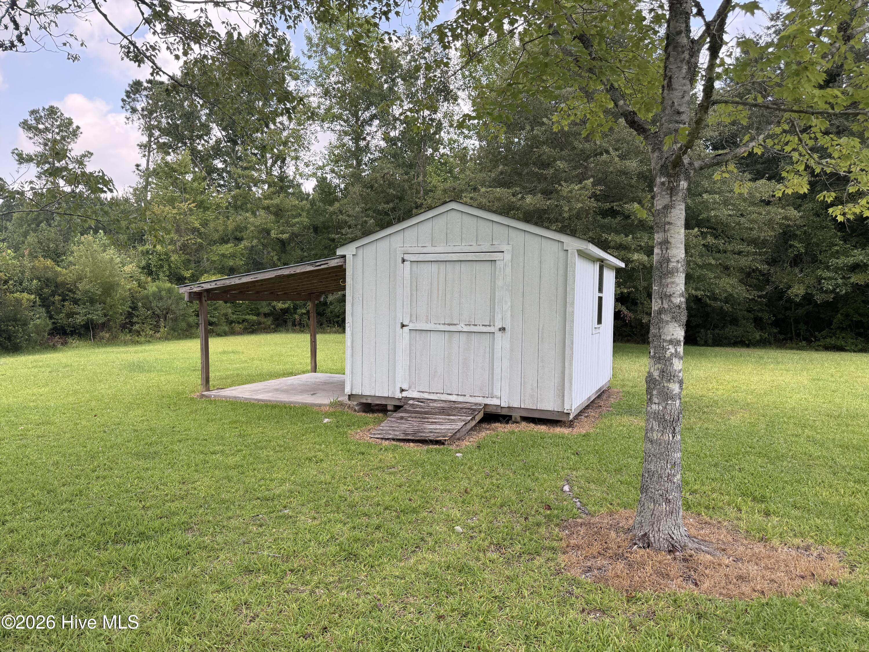 564 Alligator Loop Road Property Photo 24