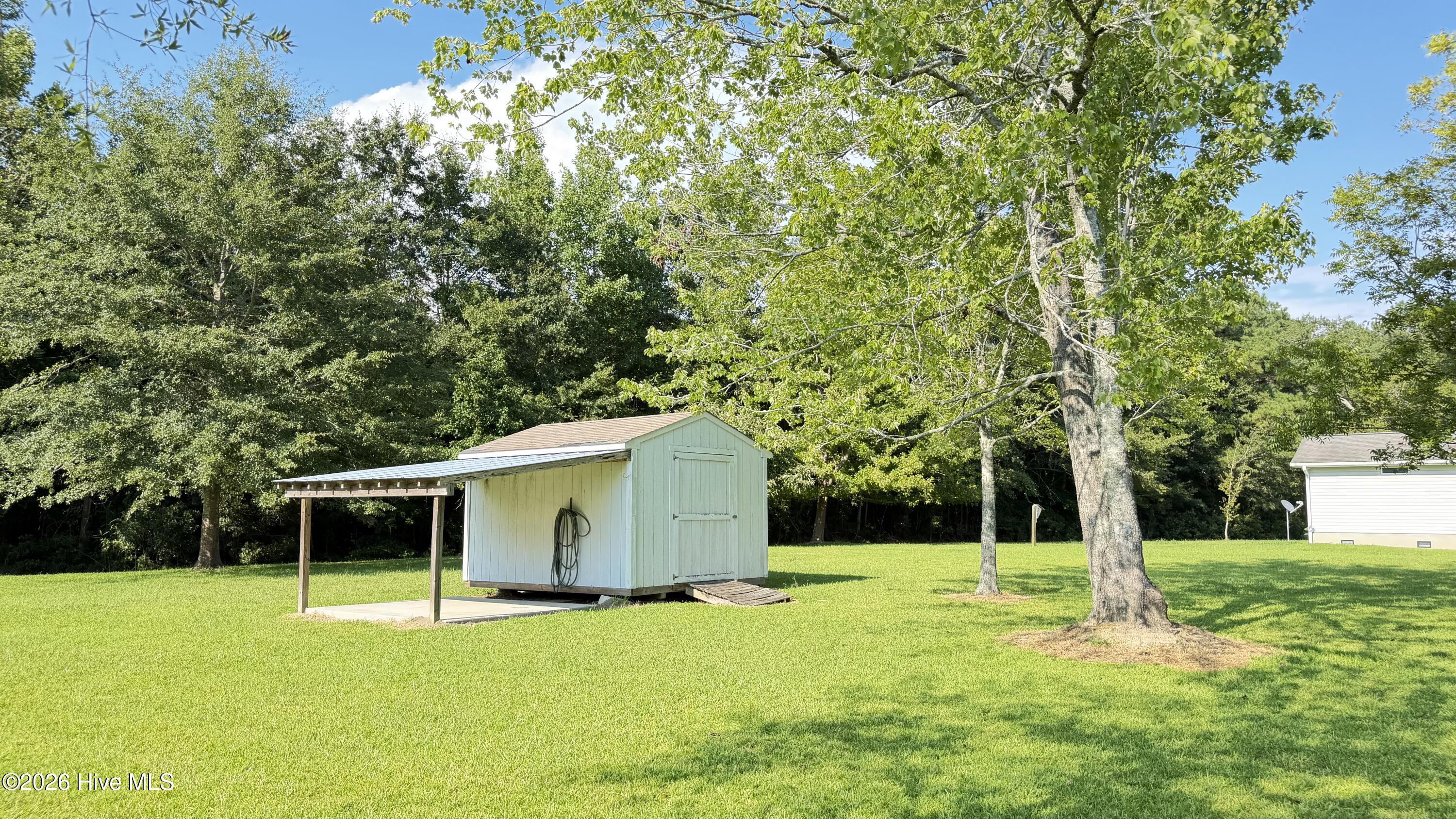 564 Alligator Loop Road Property Photo 34