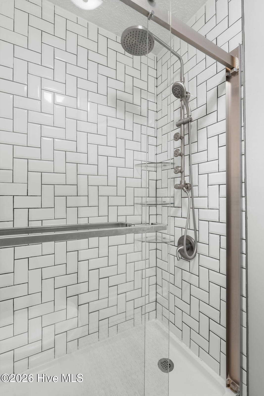 716 Radiant Drive Property Photo 14