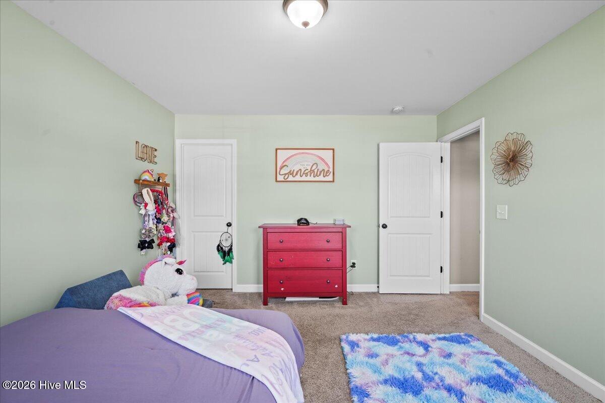 114 Castaway Court Property Photo 34