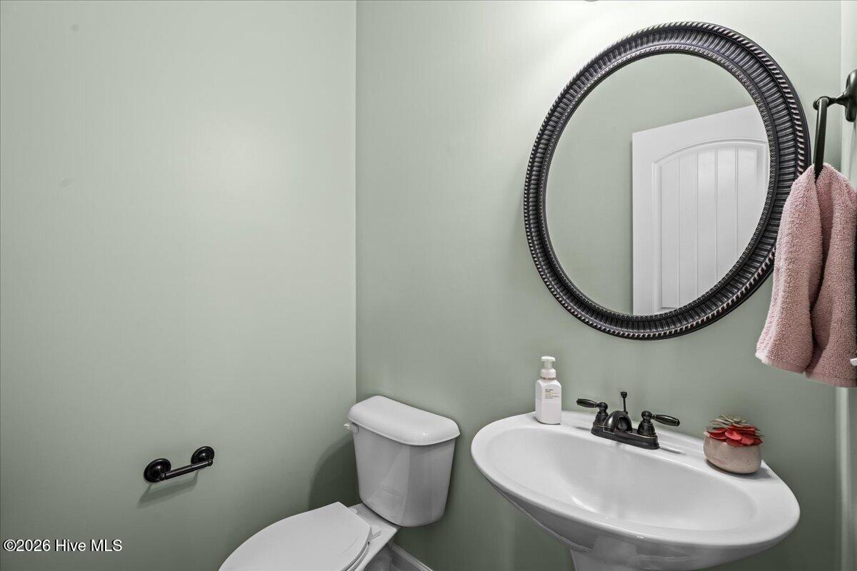 114 Castaway Court Property Photo 44