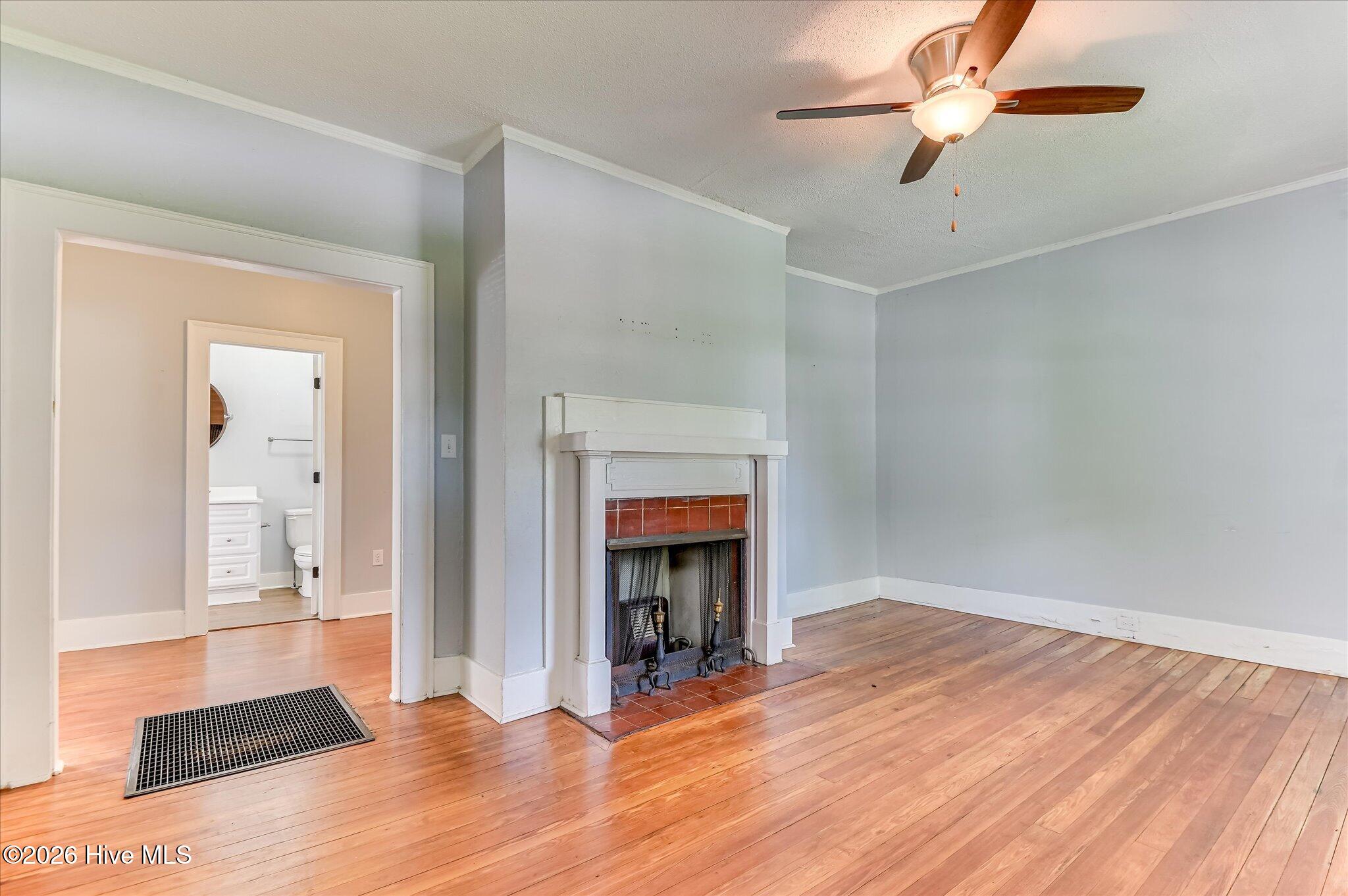 2056 Mcdowell Street Property Photo 10