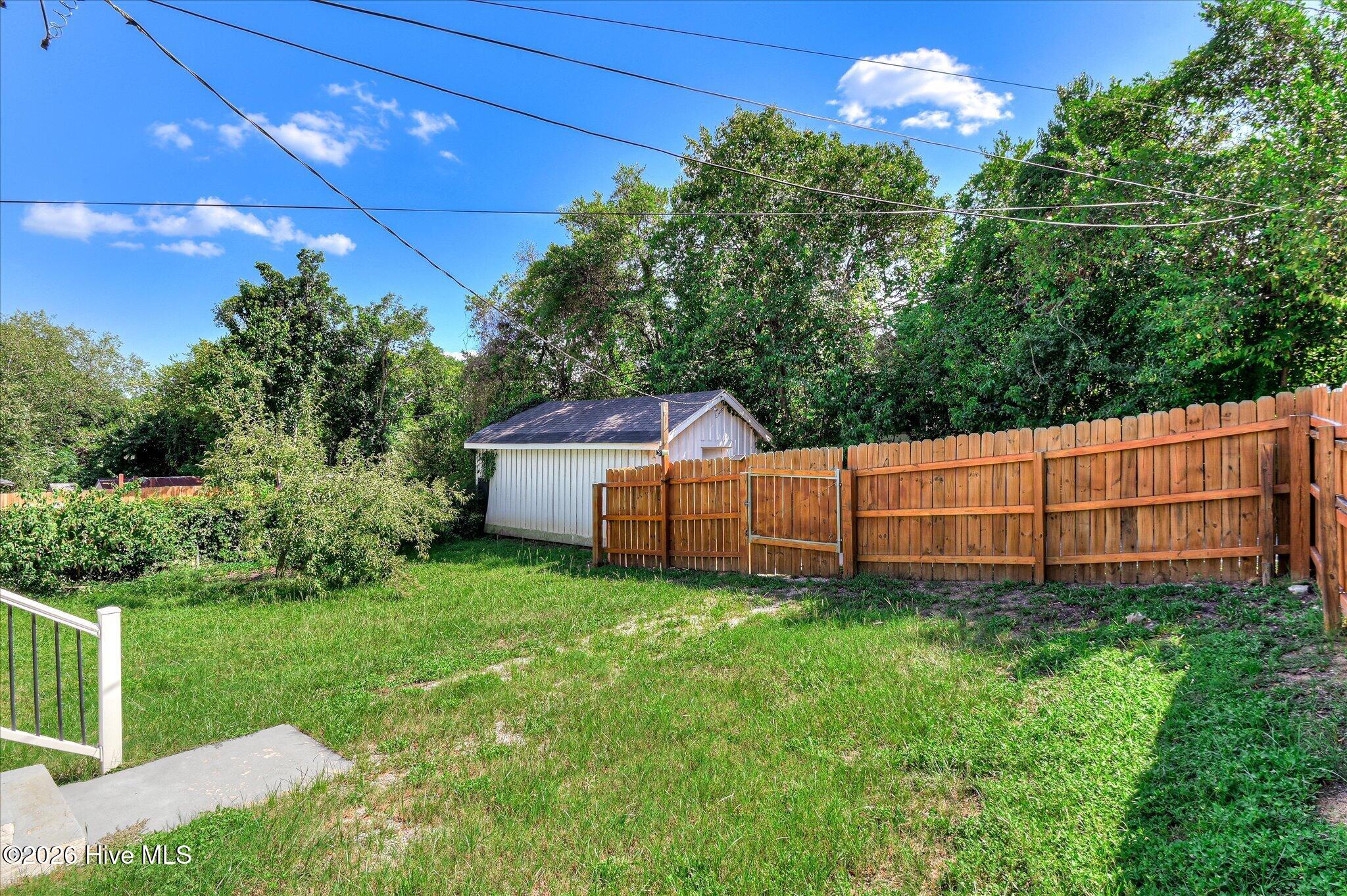 2056 Mcdowell Street Property Photo 40