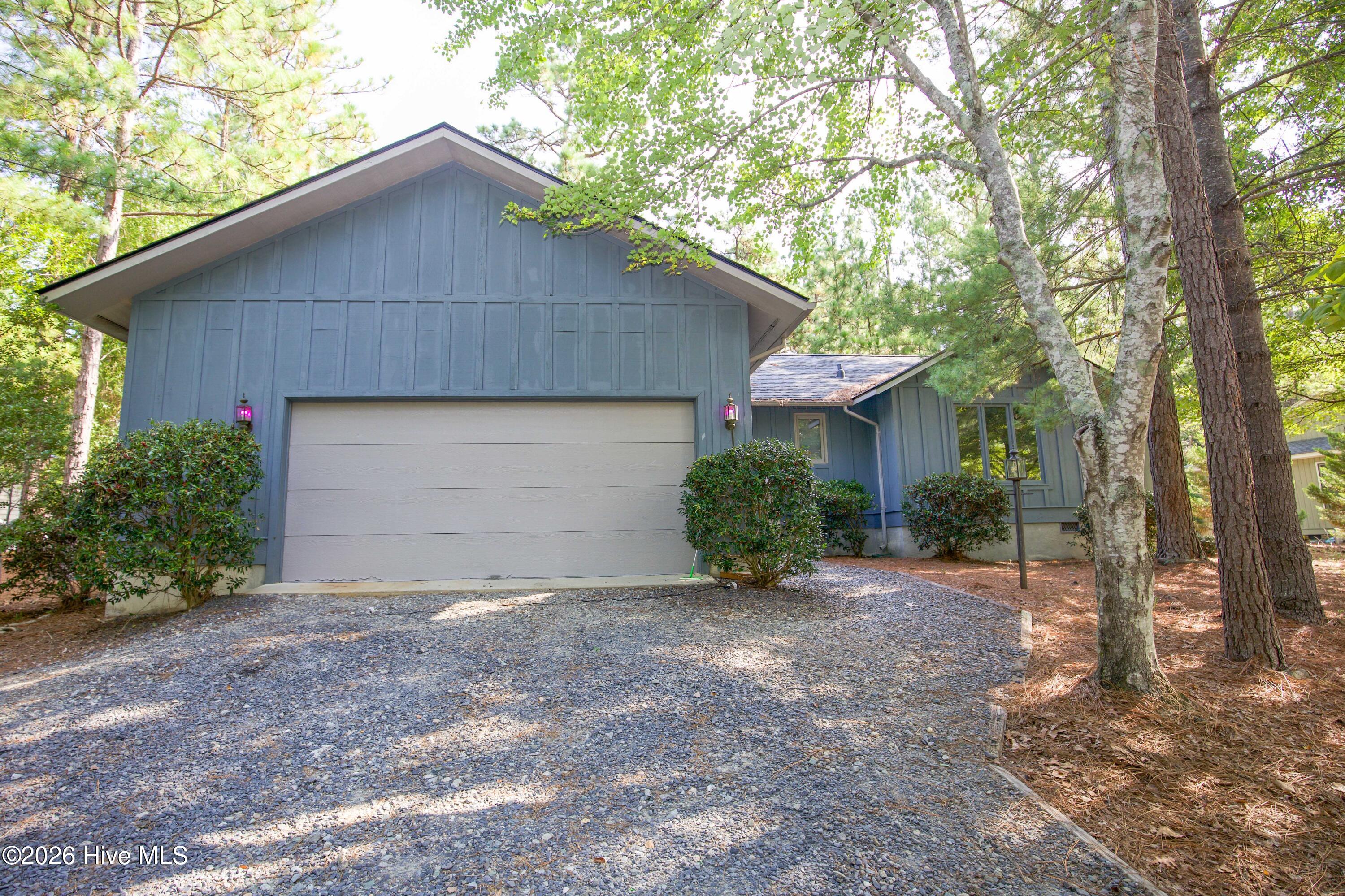 50 Surry Circle Circle N Property Photo 3