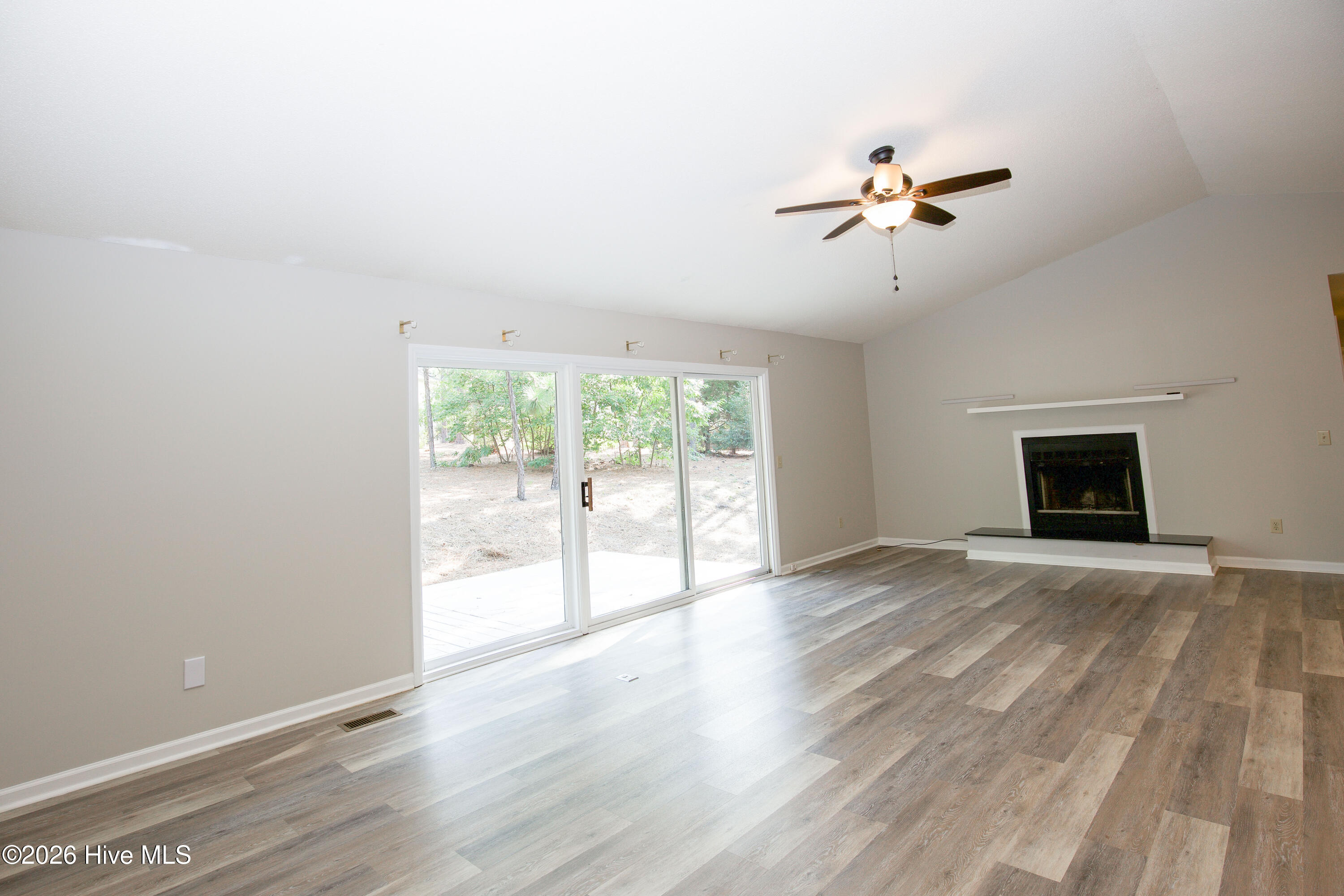 50 Surry Circle Circle N Property Photo 10