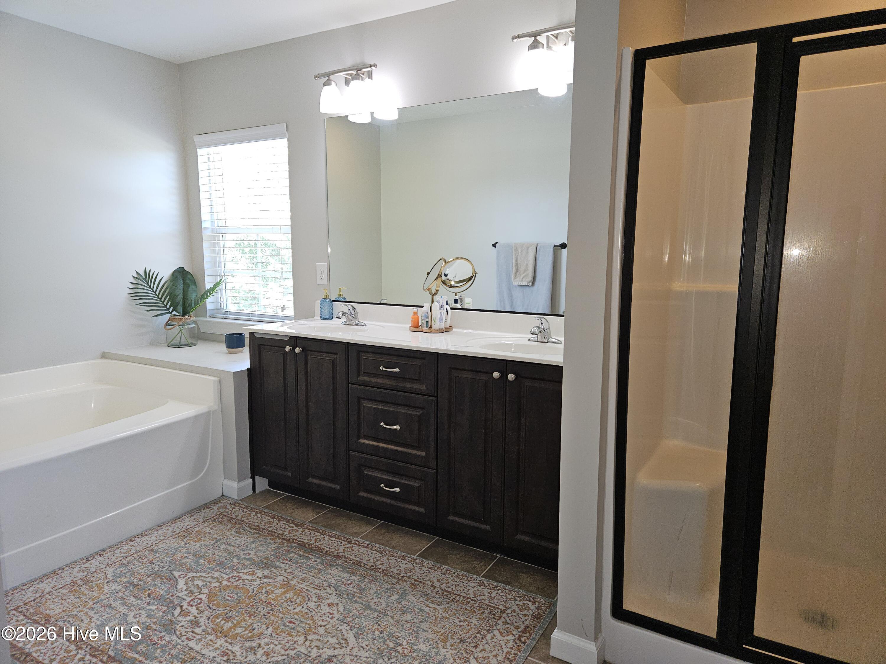 905 Glenhaven Drive Property Photo 10