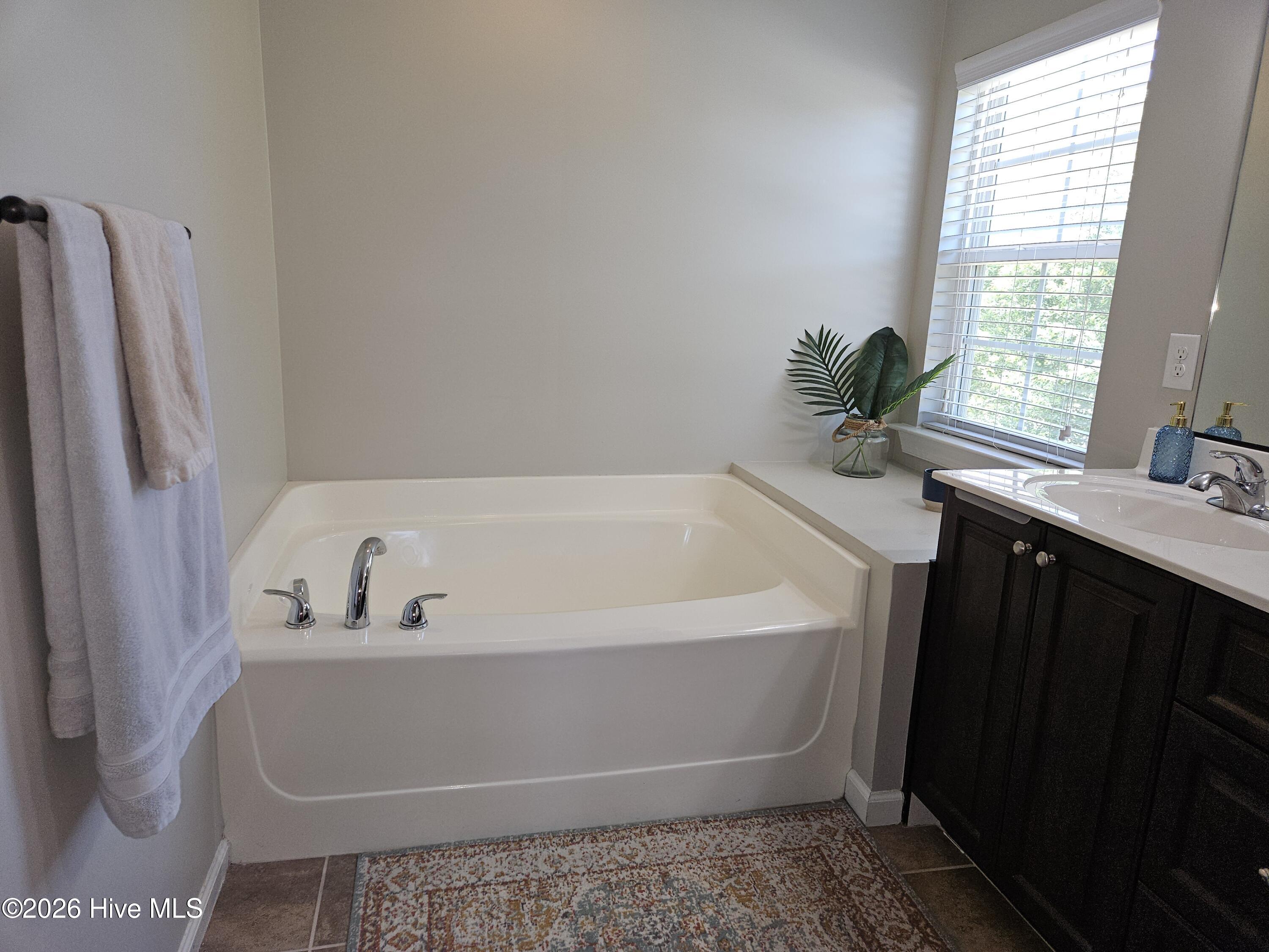 905 Glenhaven Drive Property Photo 11