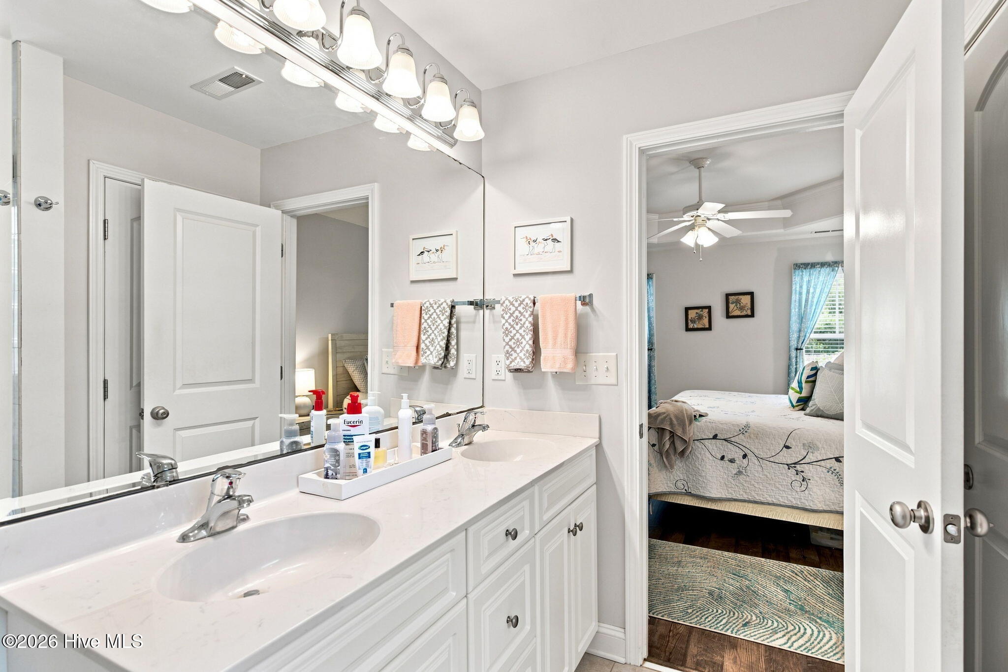 1040 Lanterns Lane Property Photo 25