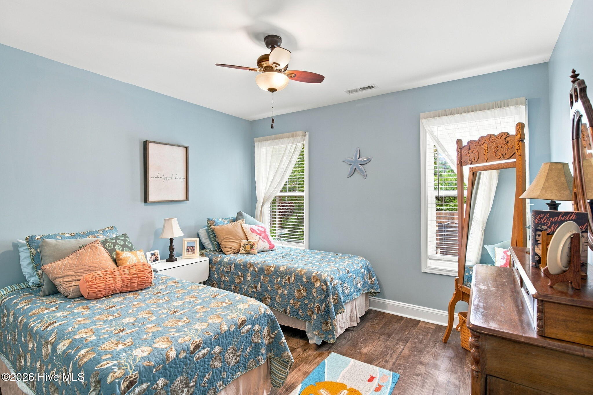 1040 Lanterns Lane Property Photo 27