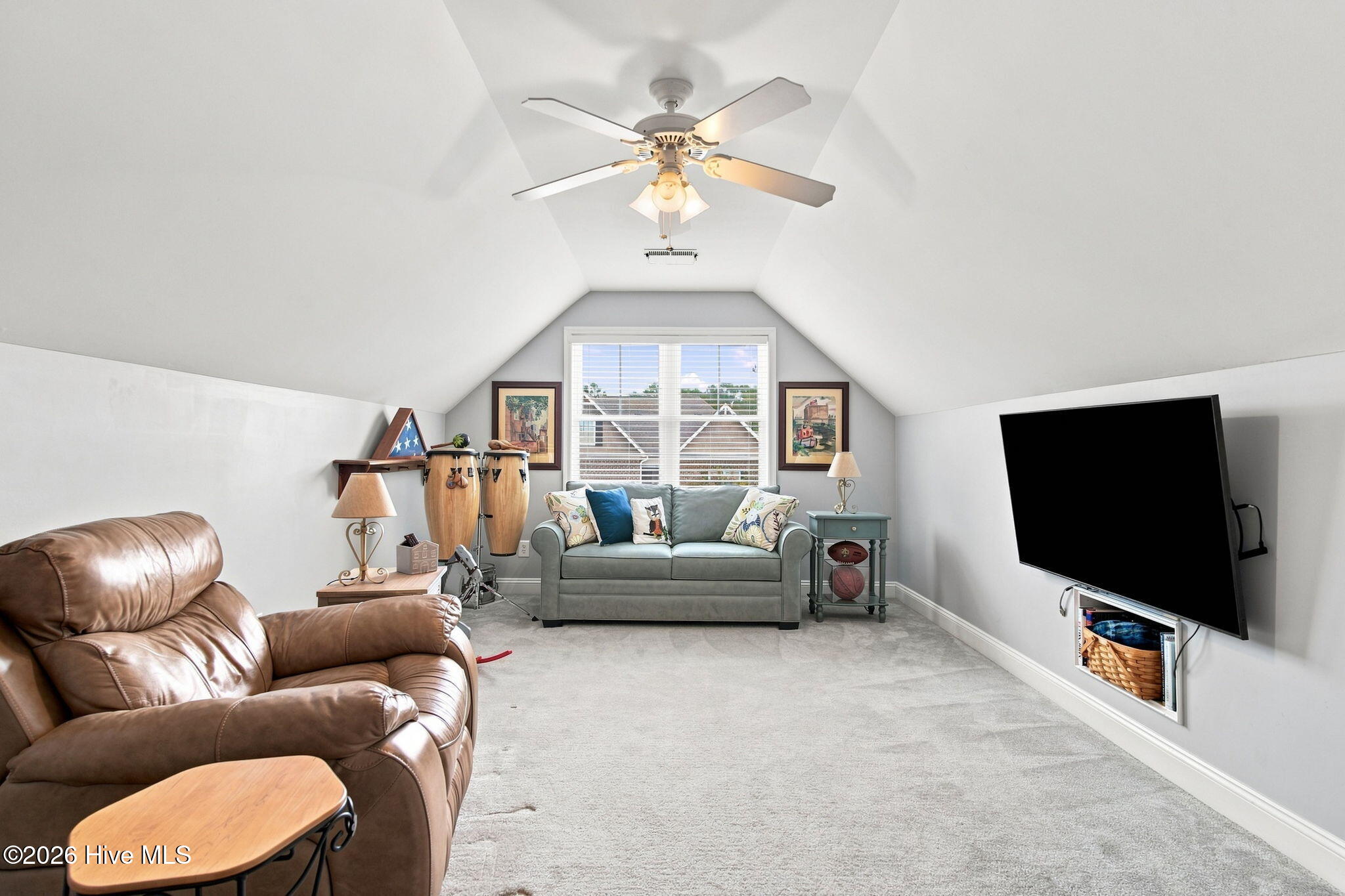1040 Lanterns Lane Property Photo 32