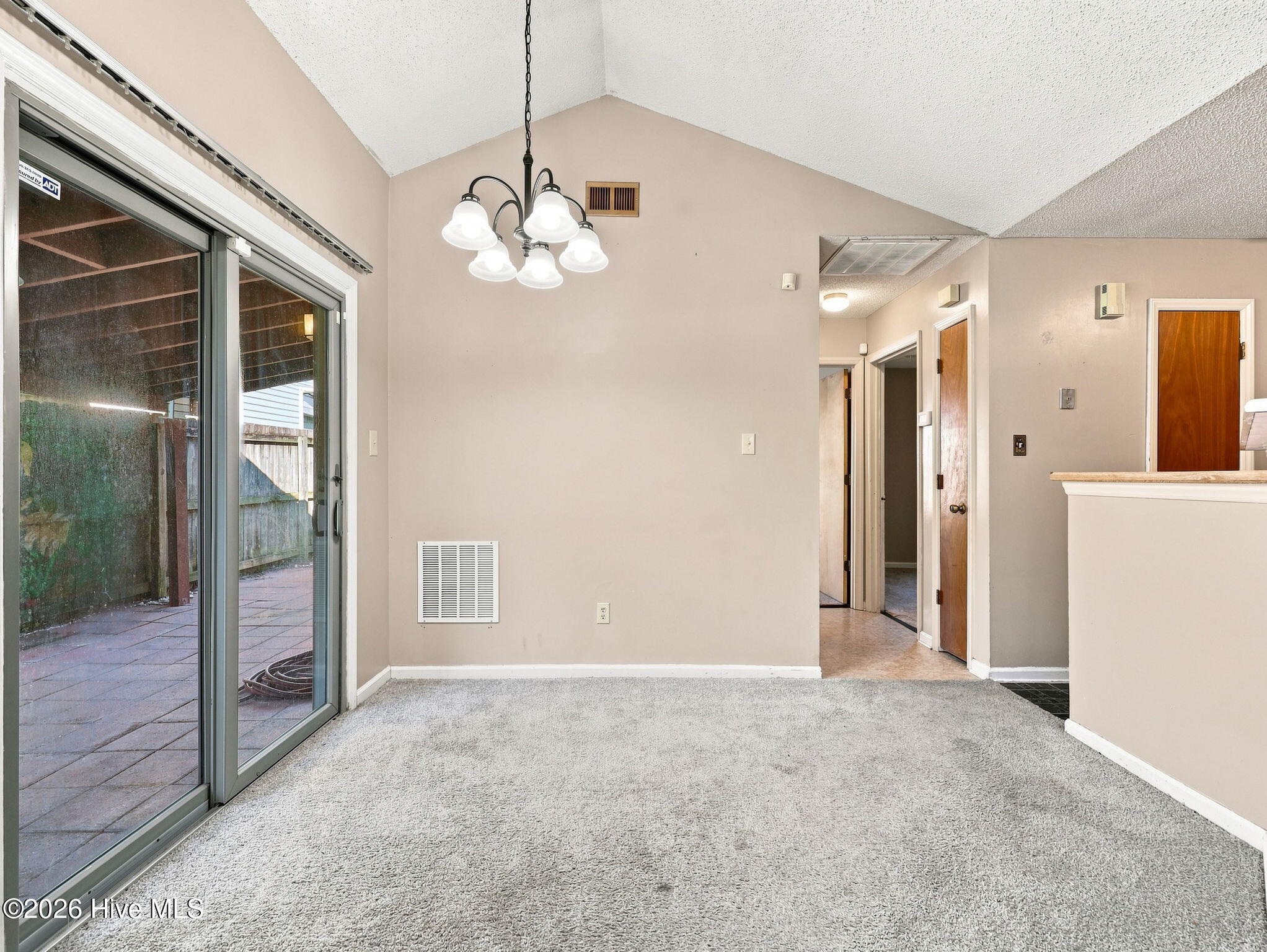 204 Hemlock Drive Property Photo 10