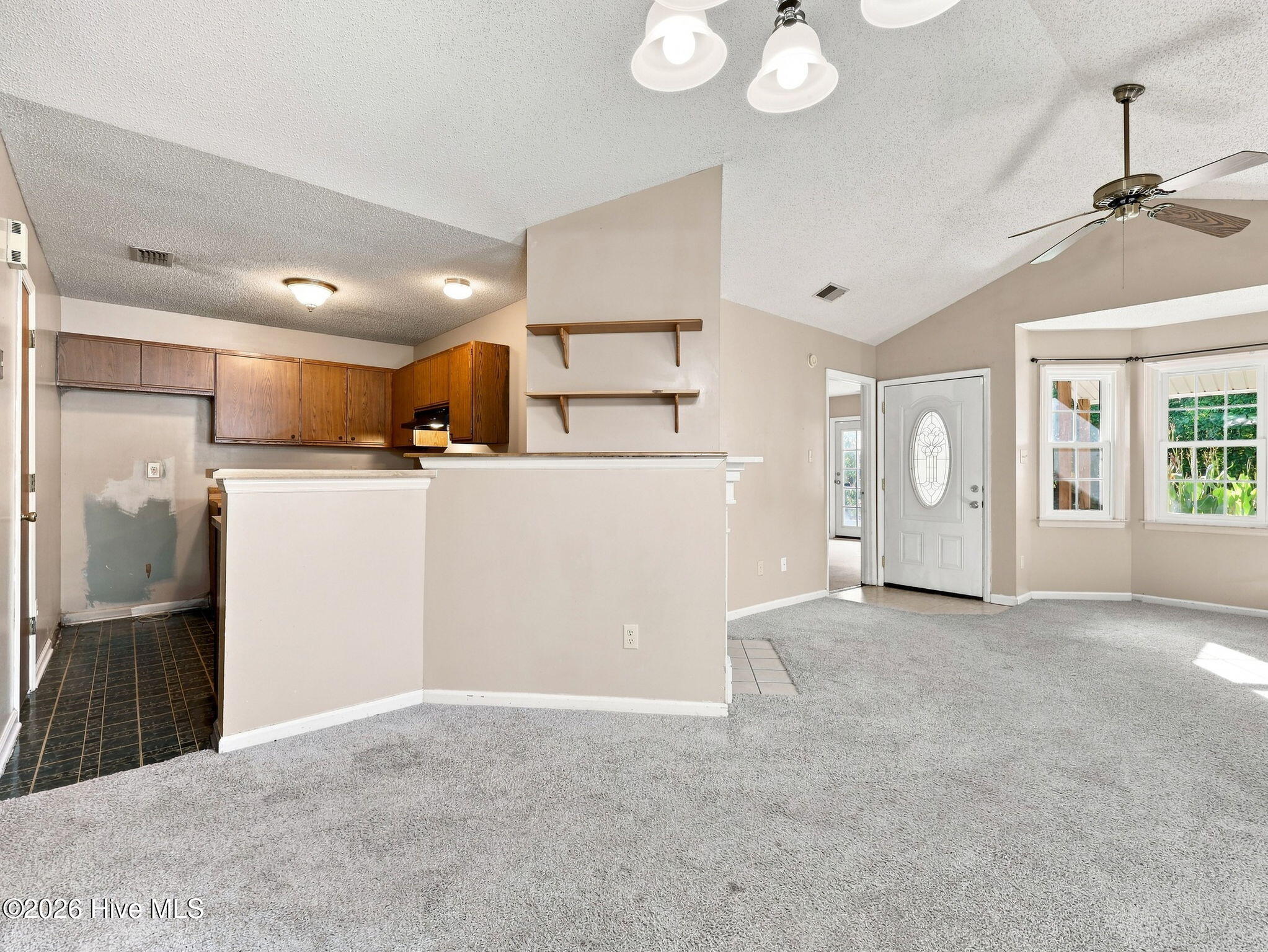 204 Hemlock Drive Property Photo 11