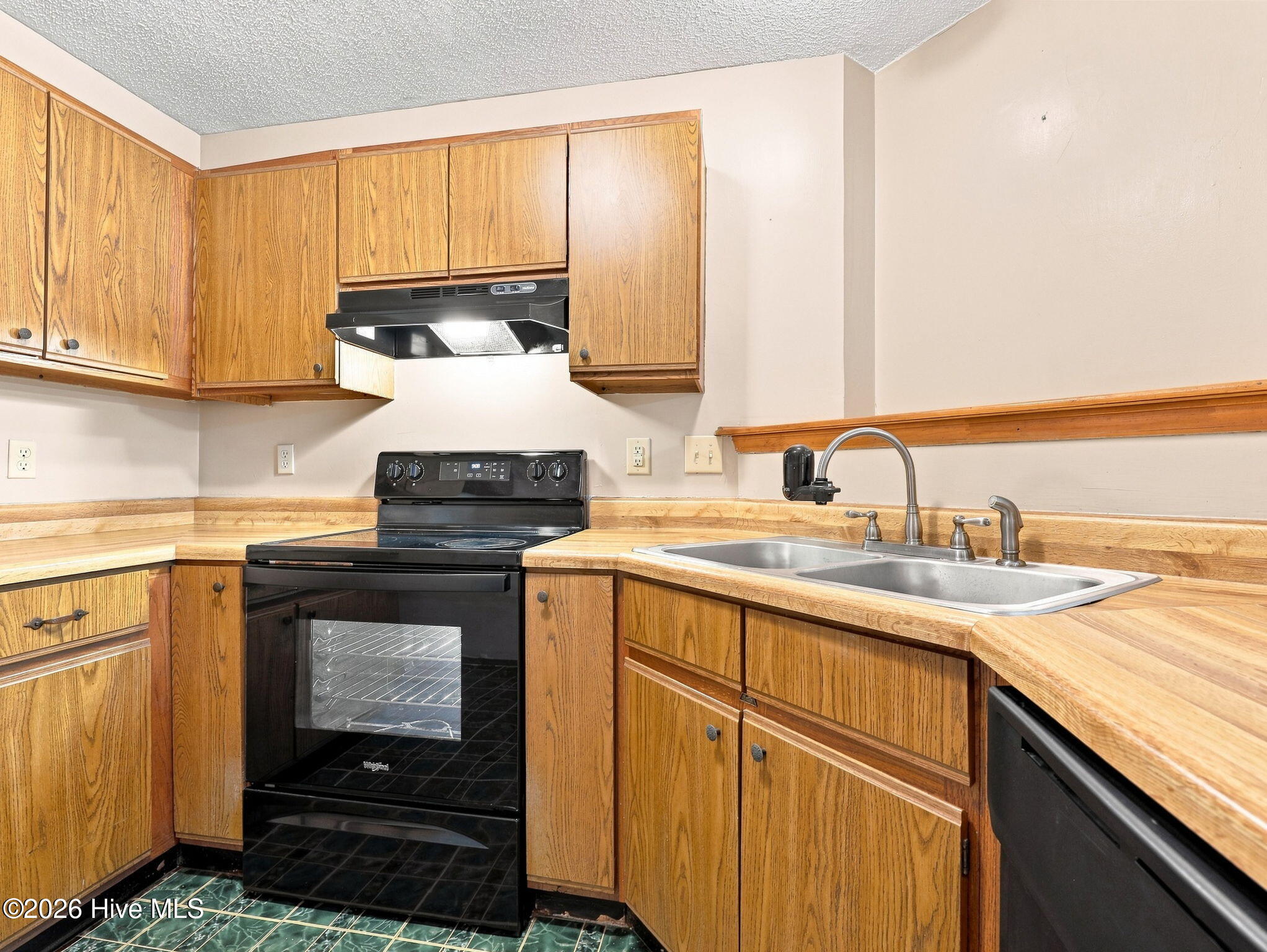 204 Hemlock Drive Property Photo 13