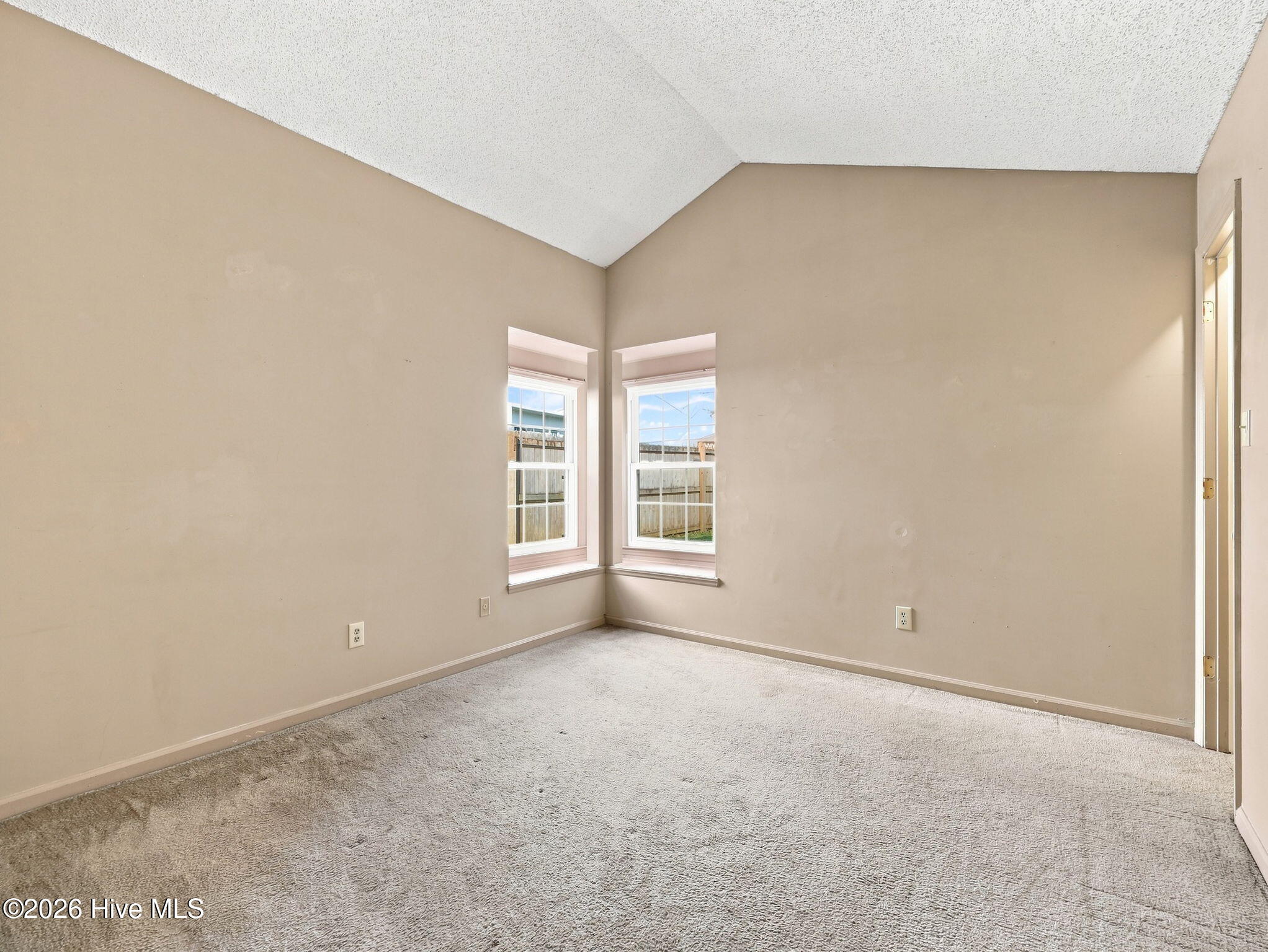 204 Hemlock Drive Property Photo 24
