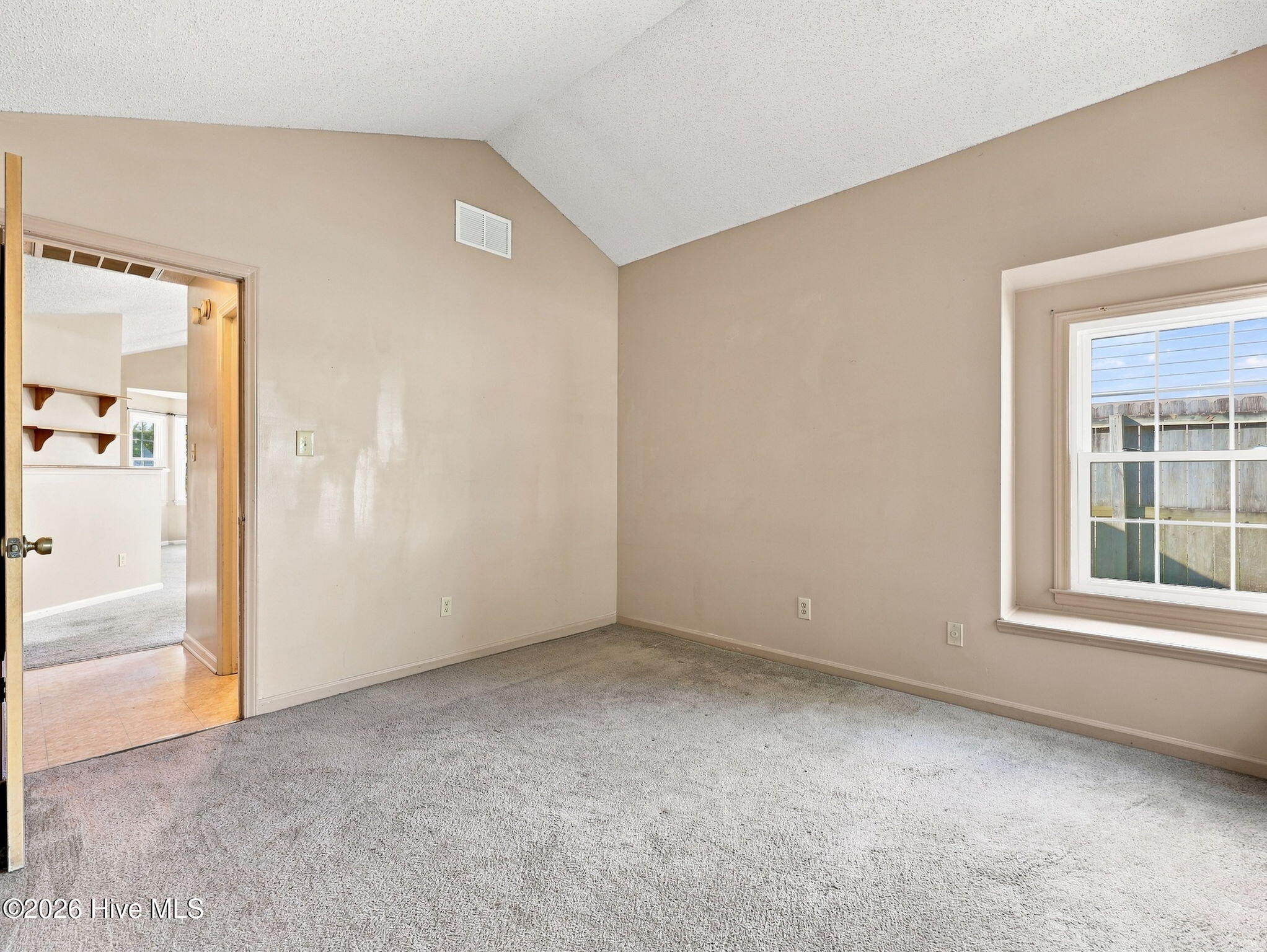 204 Hemlock Drive Property Photo 27