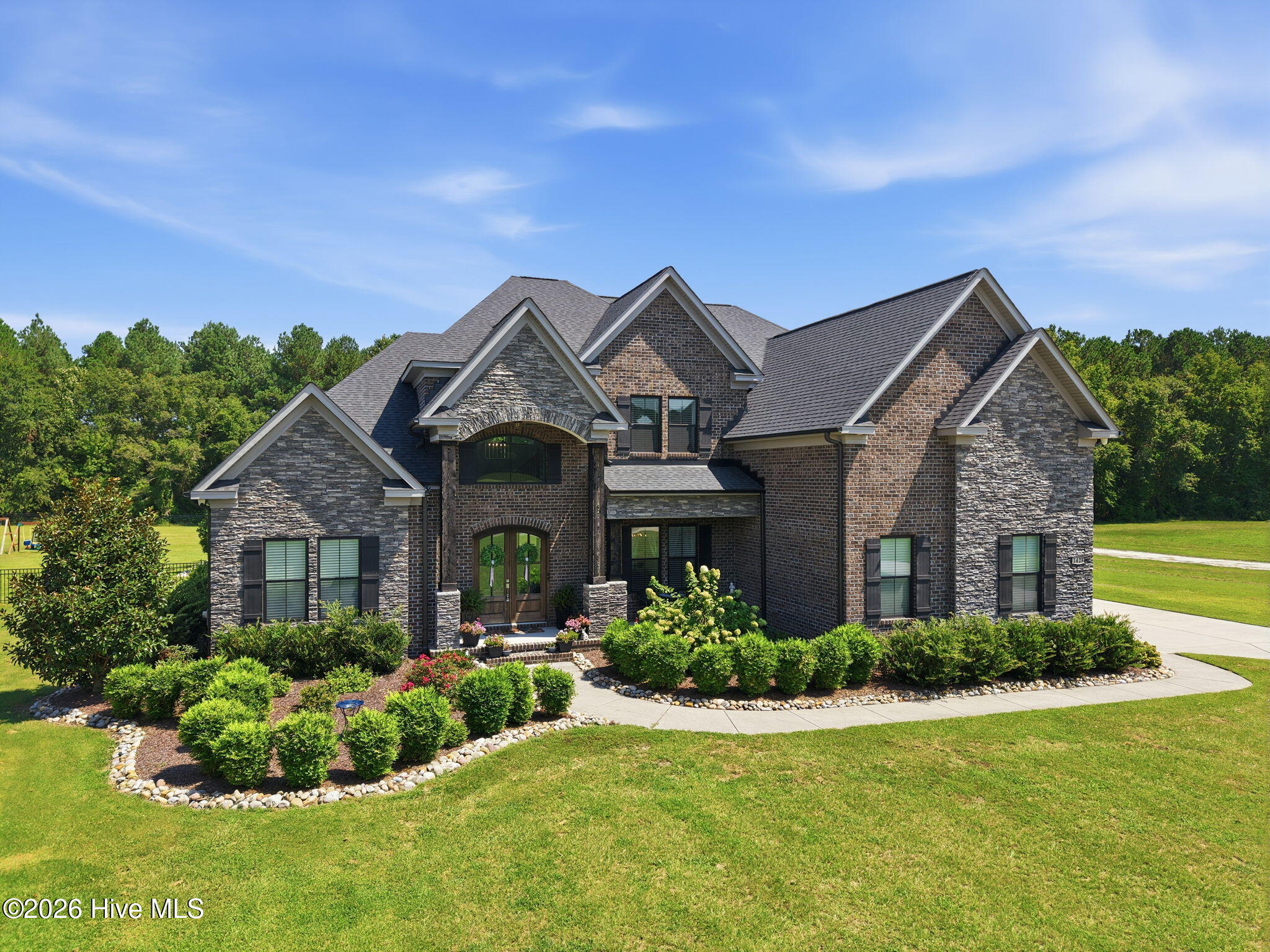 1425 Fox Hollow Drive Property Photo 4