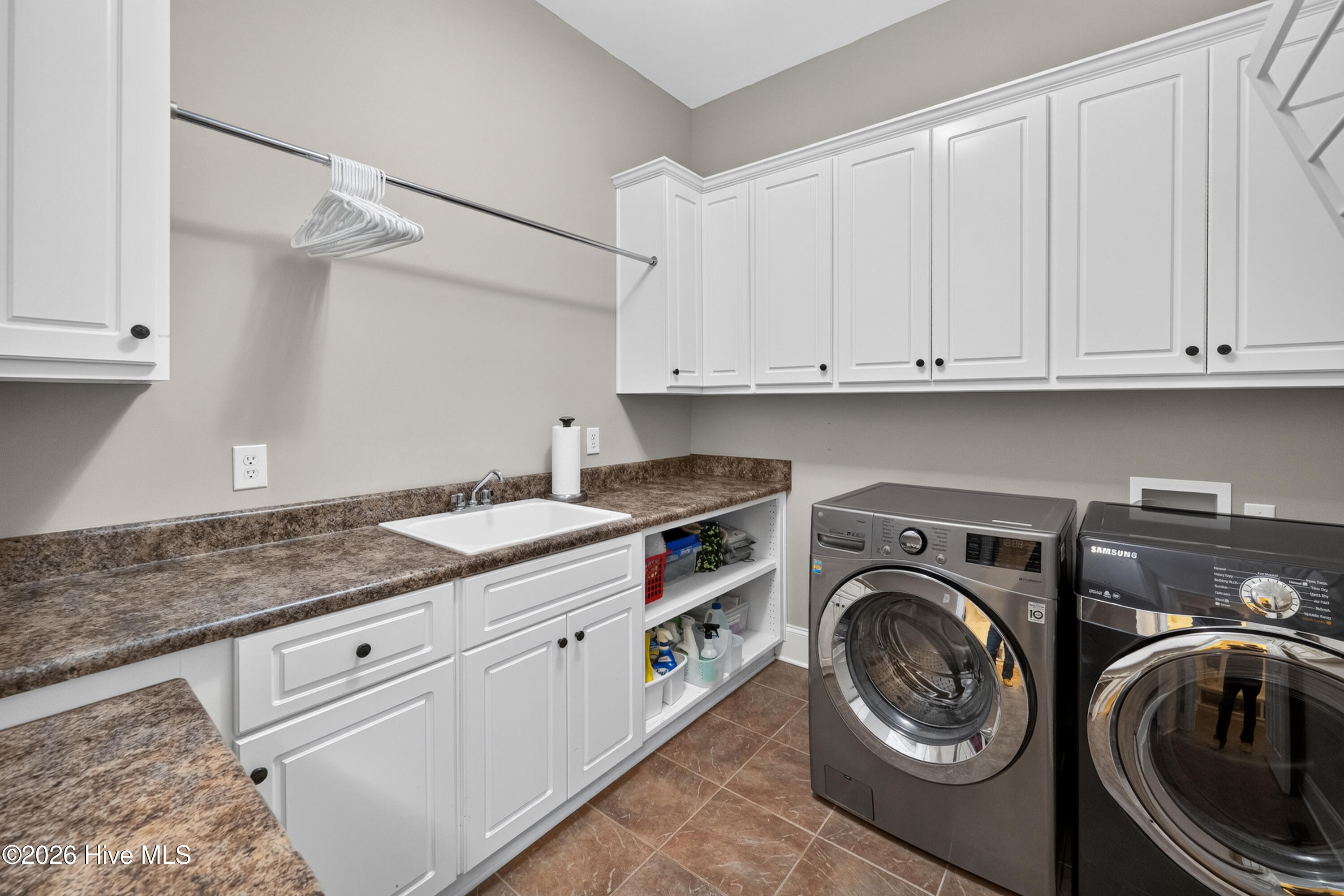 270 Fox Tail Court Property Photo 42