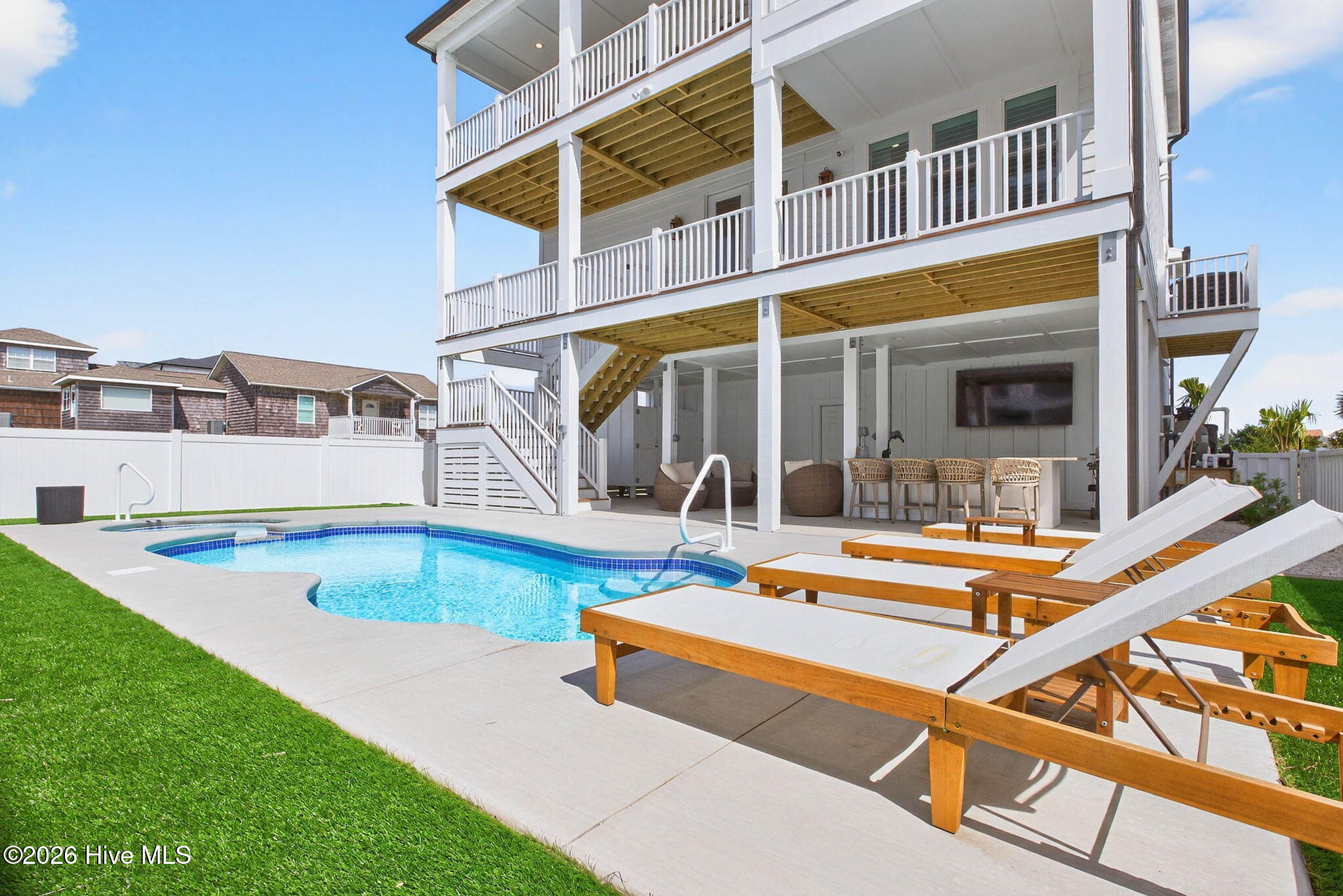 131 Shallotte Boulevard Property Photo 4
