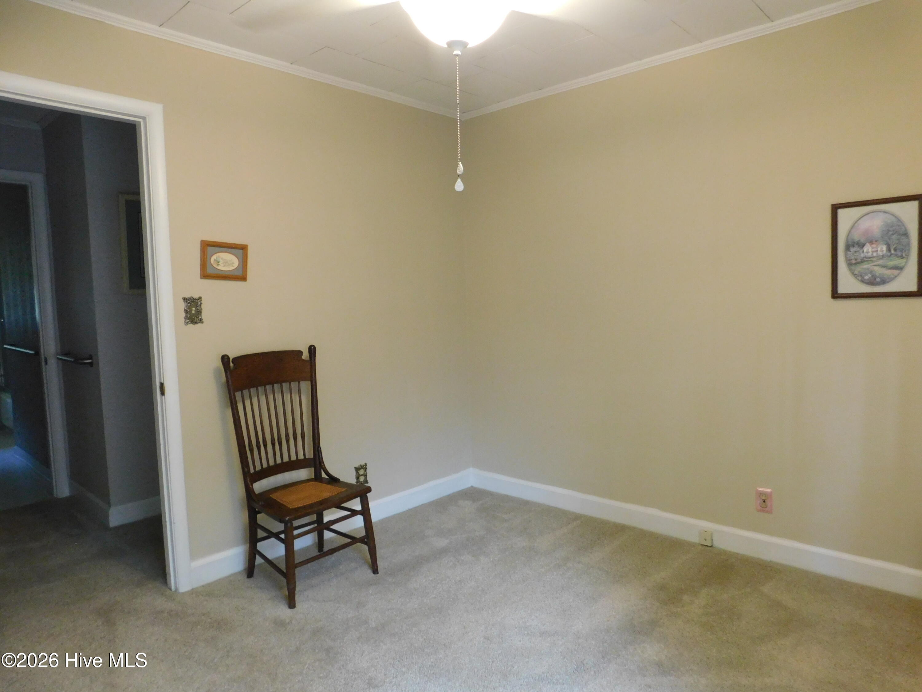 5020 Main Street Property Photo 15