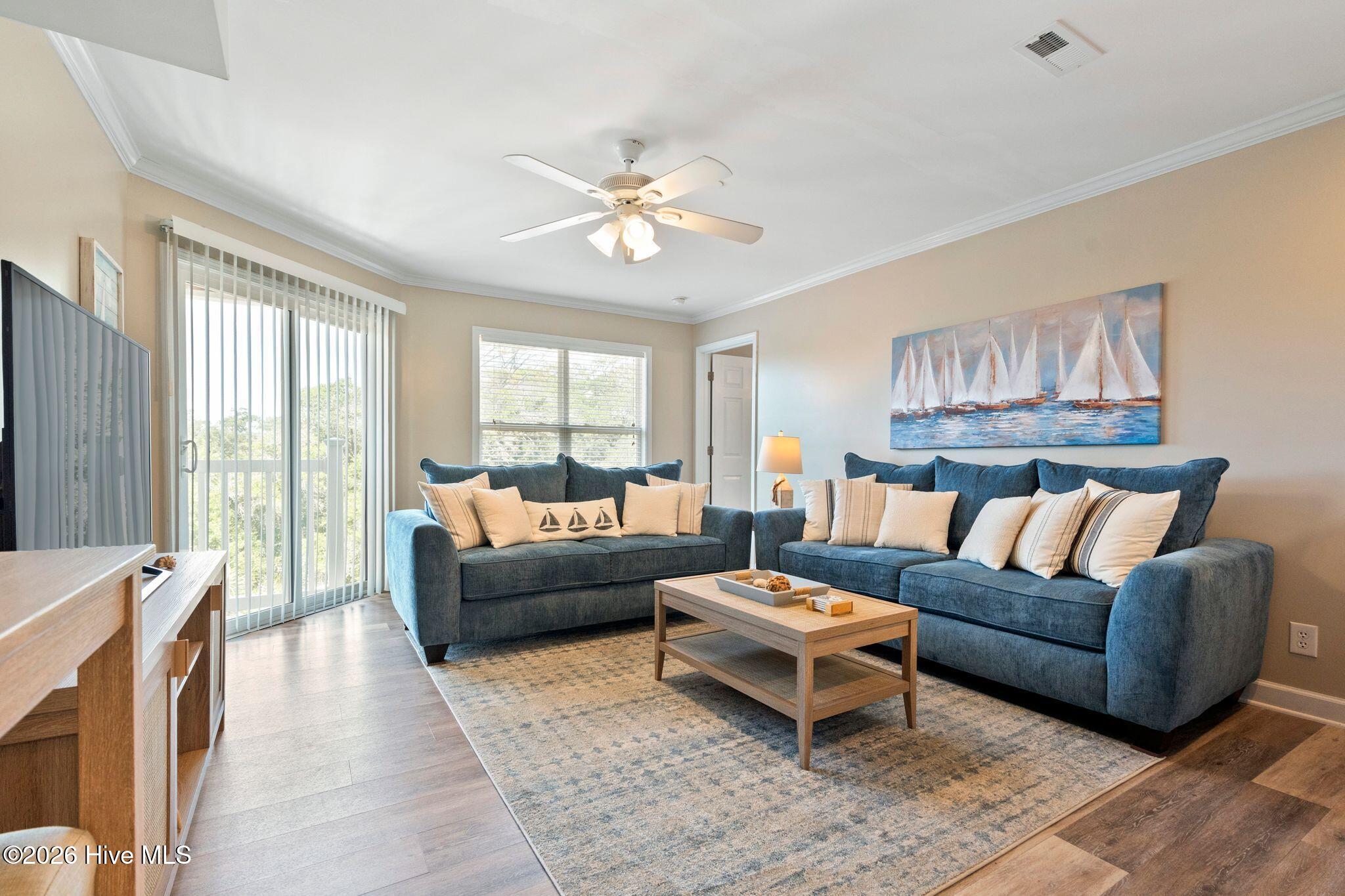 1207 E Oak Island Drive Property Photo 34