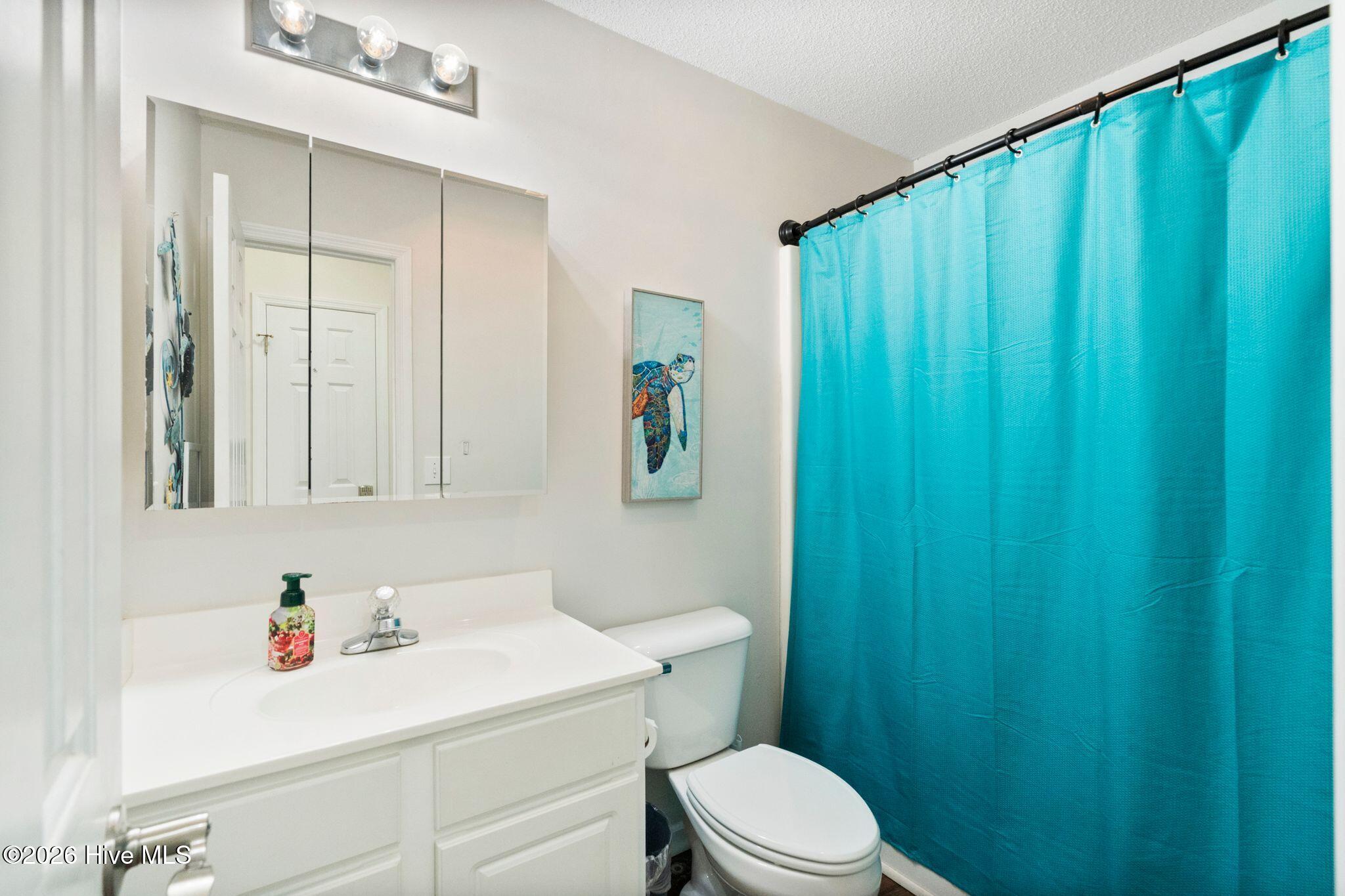 1207 E Oak Island Drive Property Photo 37