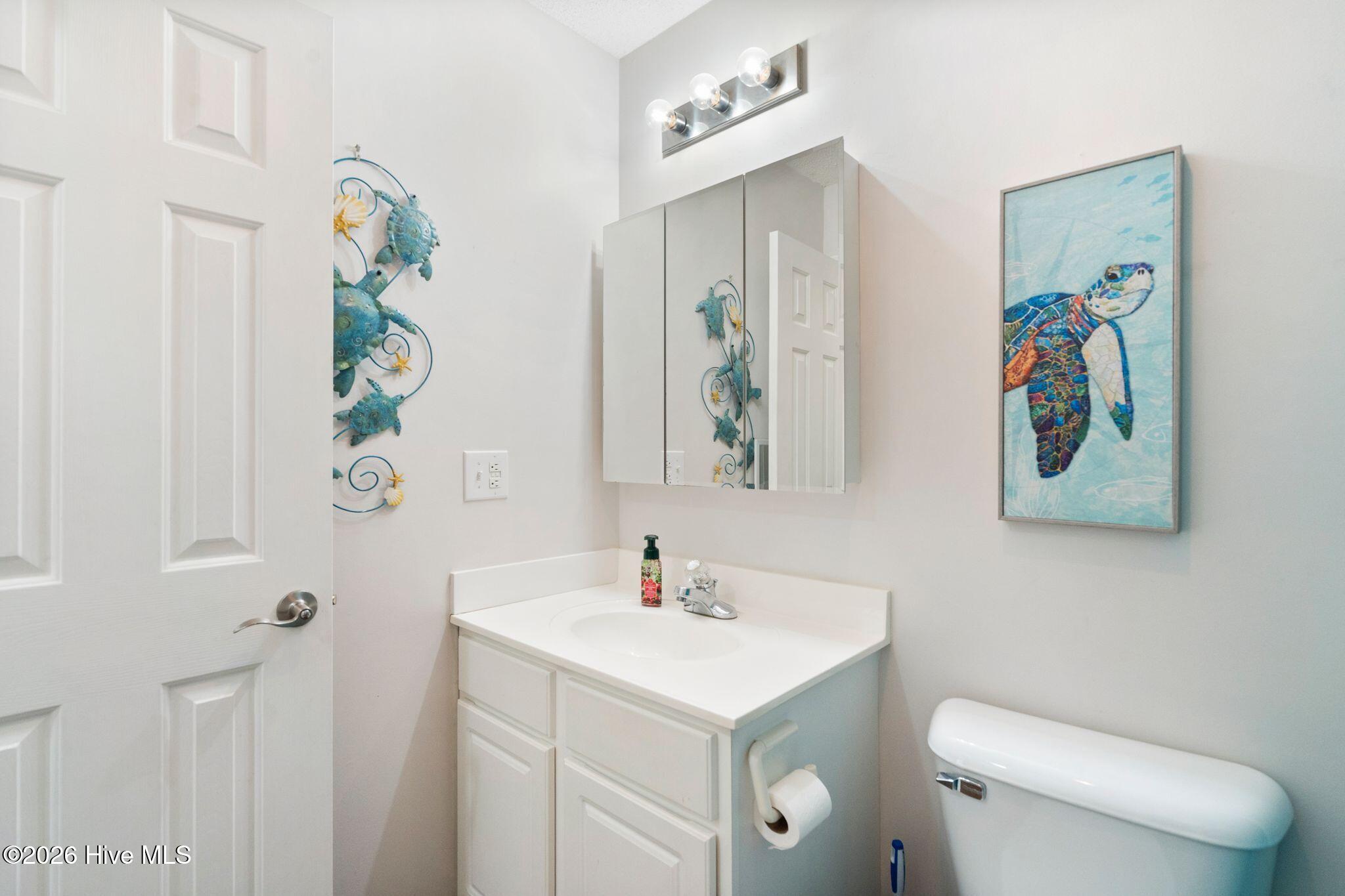 1207 E Oak Island Drive Property Photo 39