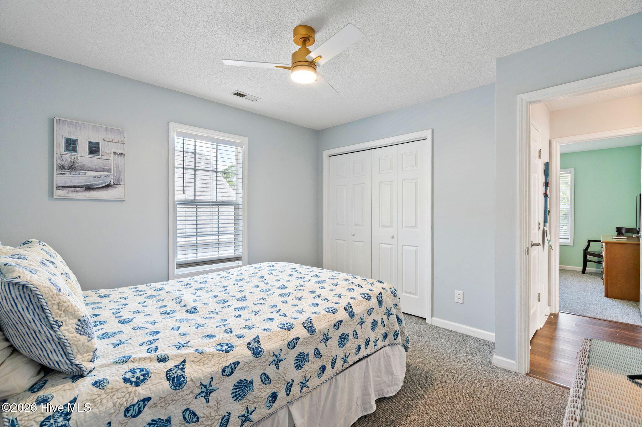 1207 E Oak Island Drive Property Photo 47