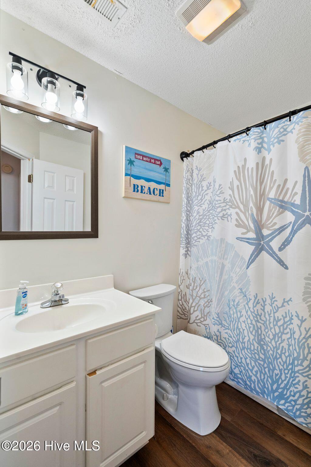 1207 E Oak Island Drive Property Photo 49