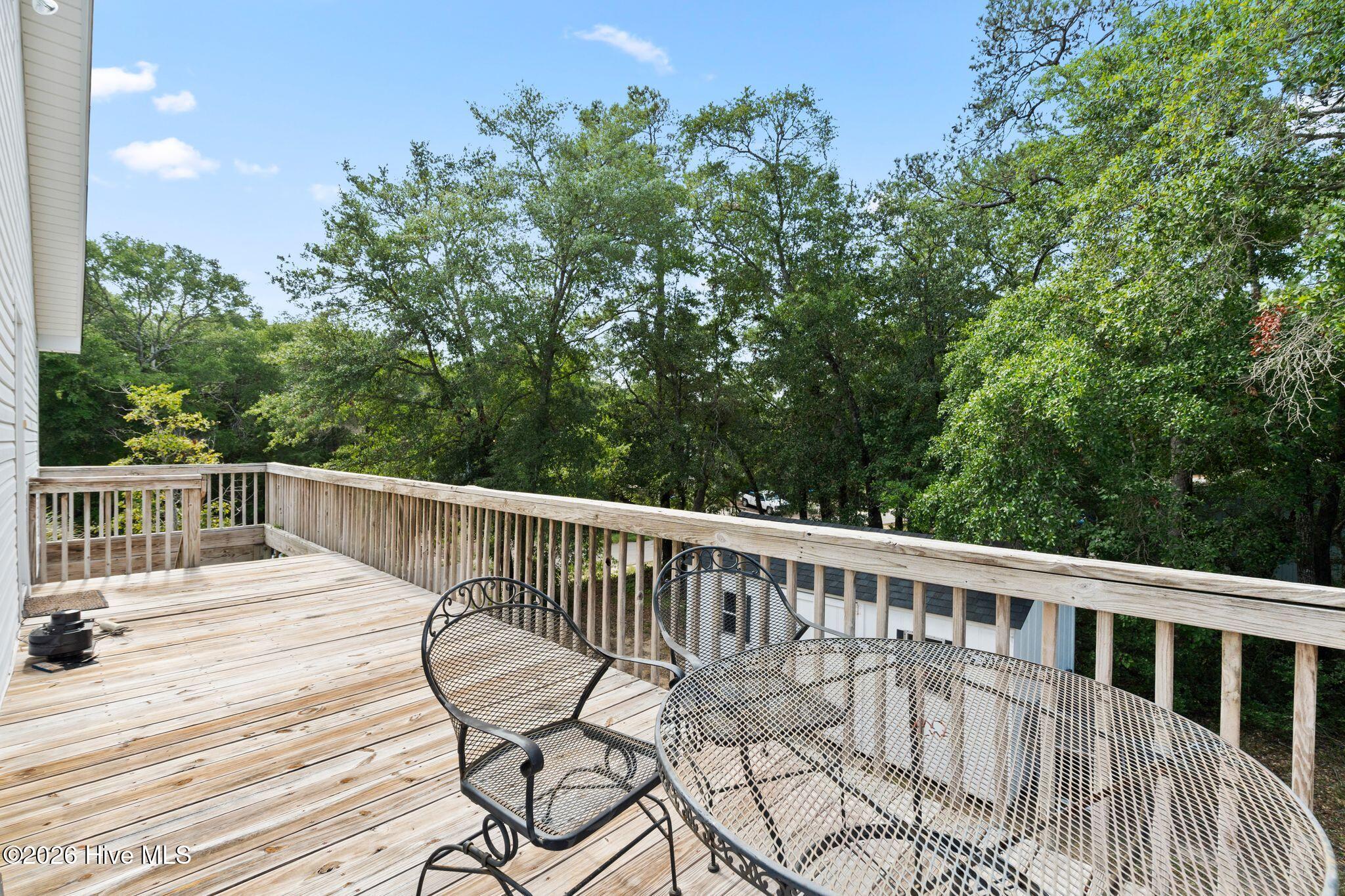 1207 E Oak Island Drive Property Photo 59