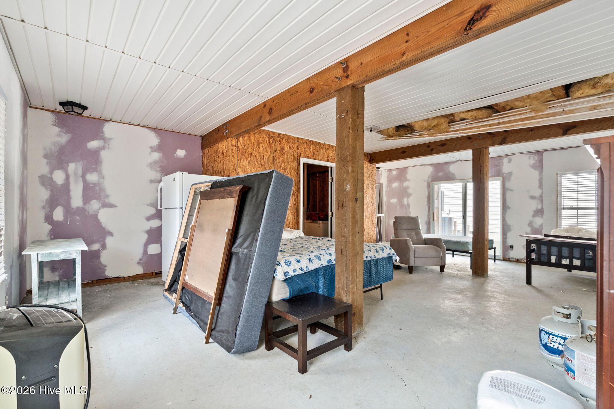 1207 E Oak Island Drive Property Photo 61