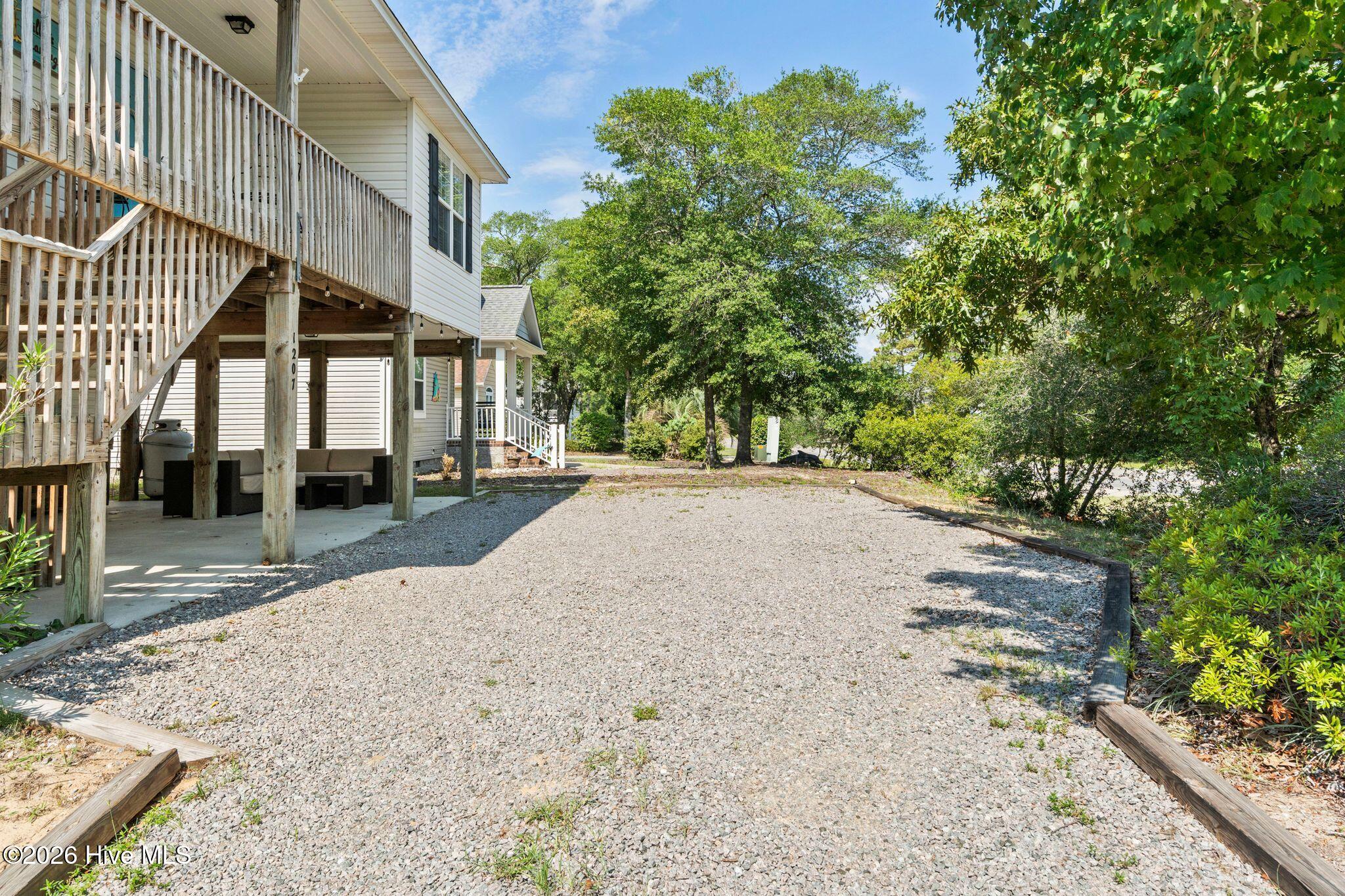 1207 E Oak Island Drive Property Photo 65