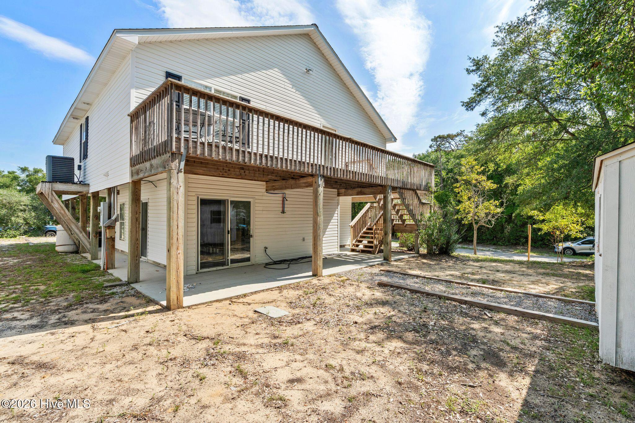 1207 E Oak Island Drive Property Photo 67