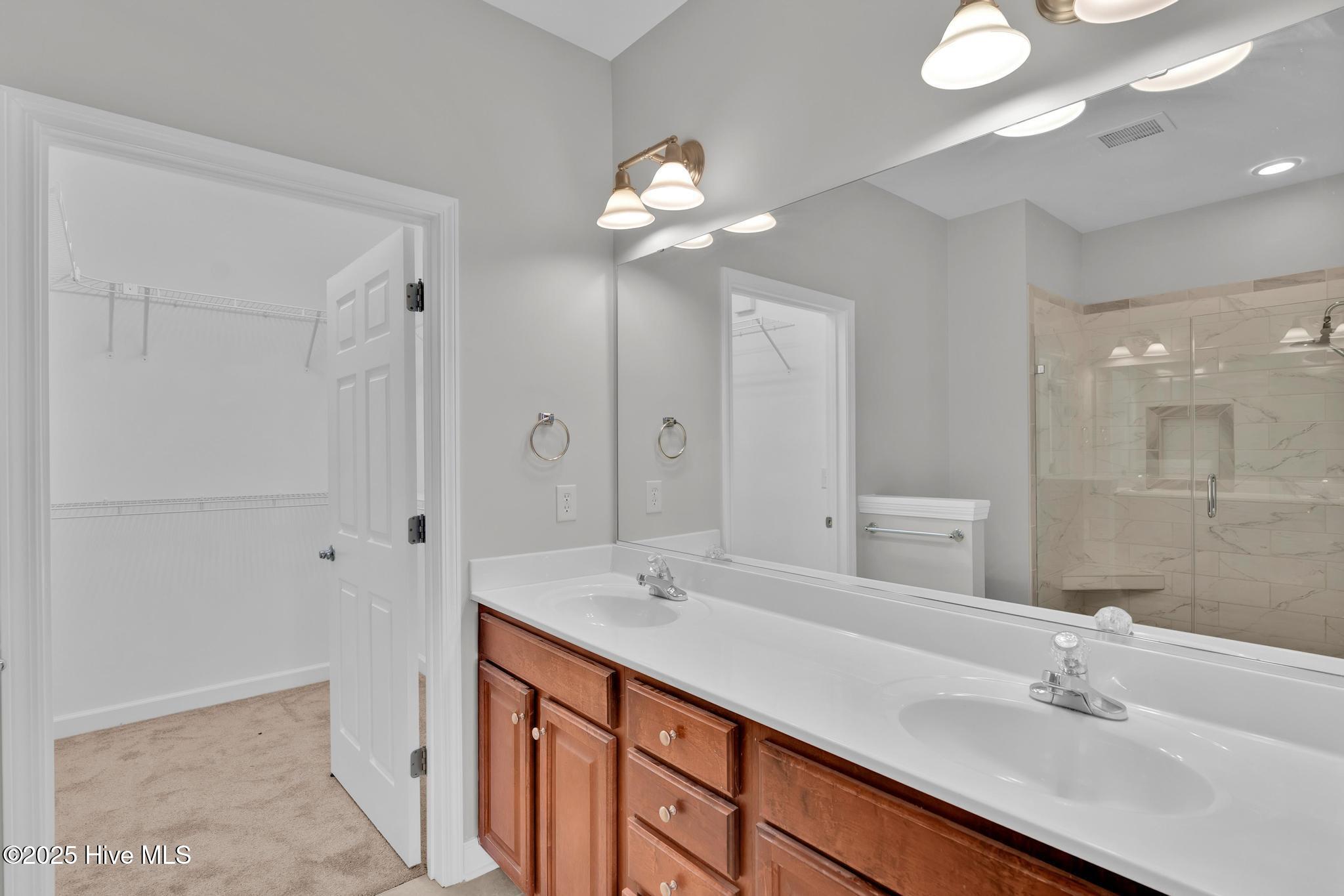 908 Resort Circle Unit 604 Property Photo 31