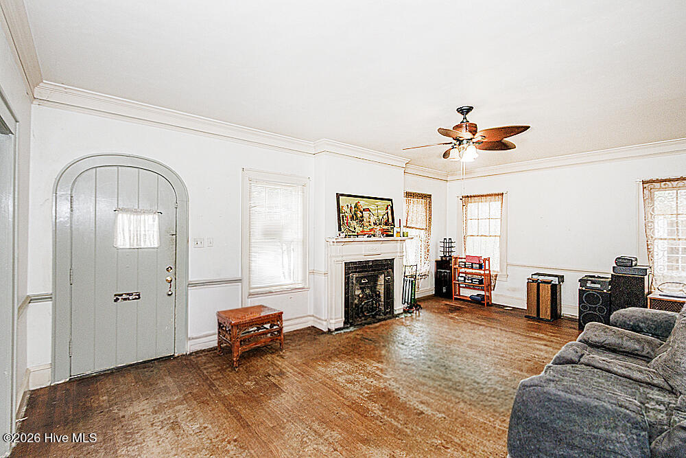 722 Eastern Avenue Property Photo 4