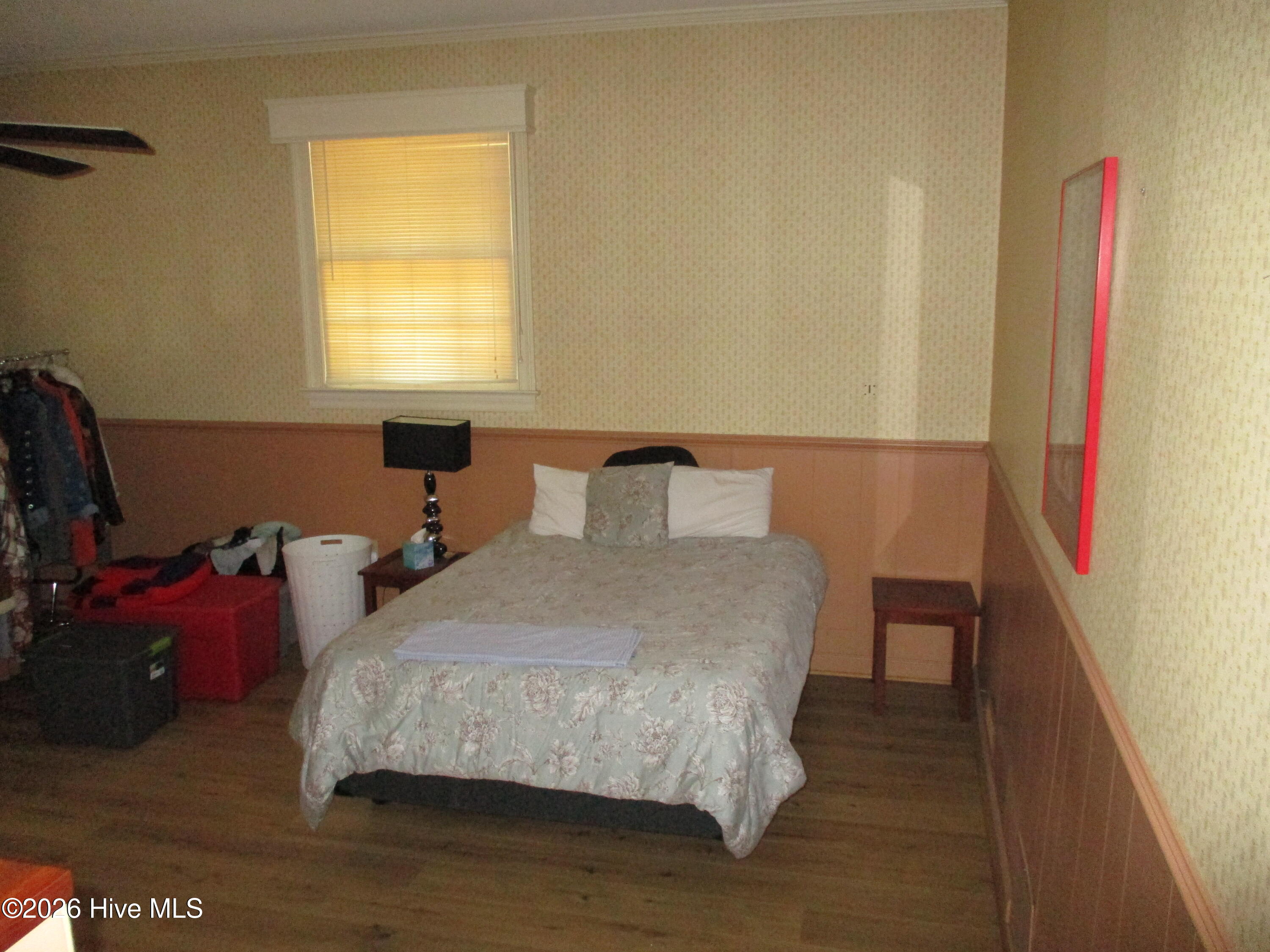 2201 Woodview Road Property Photo 13