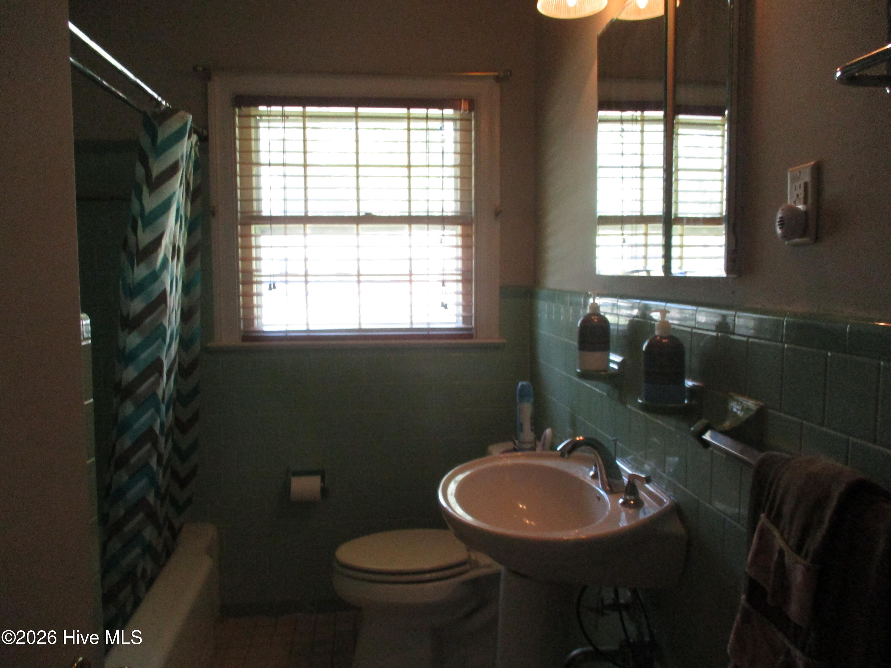 2201 Woodview Road Property Photo 28