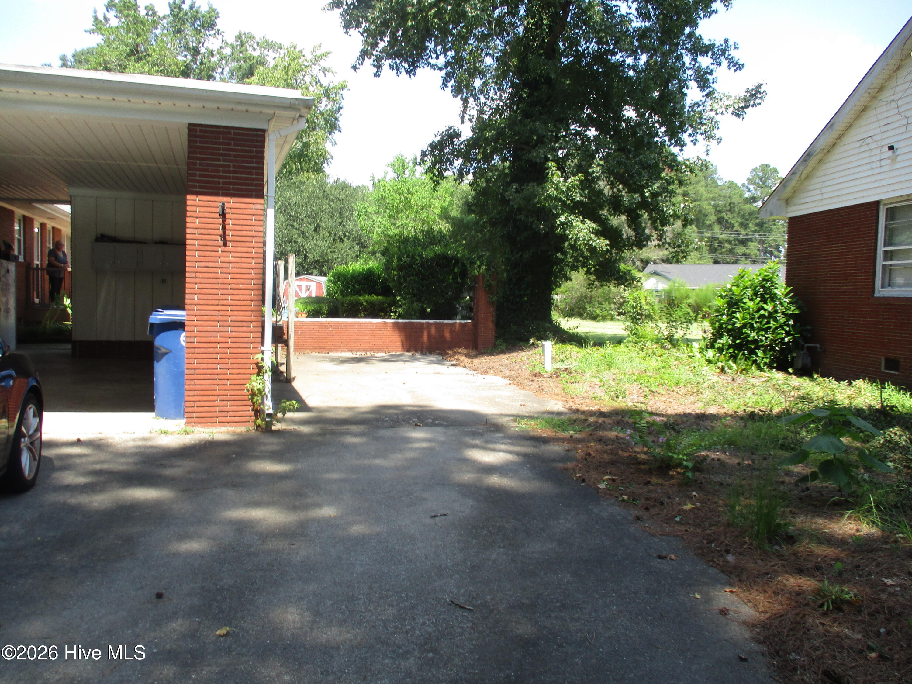 2201 Woodview Road Property Photo 45