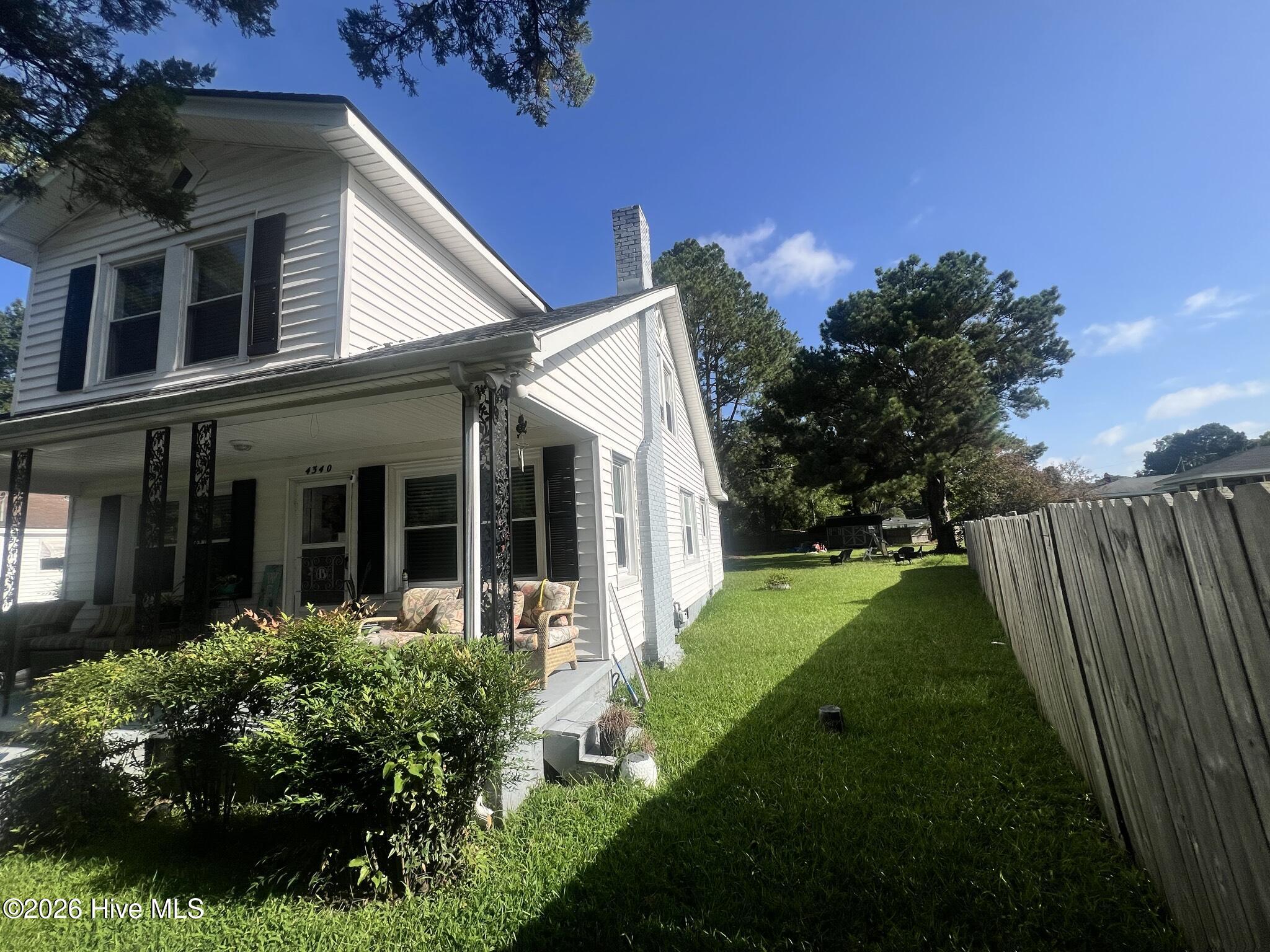 4340 W Perry Street Property Photo 5
