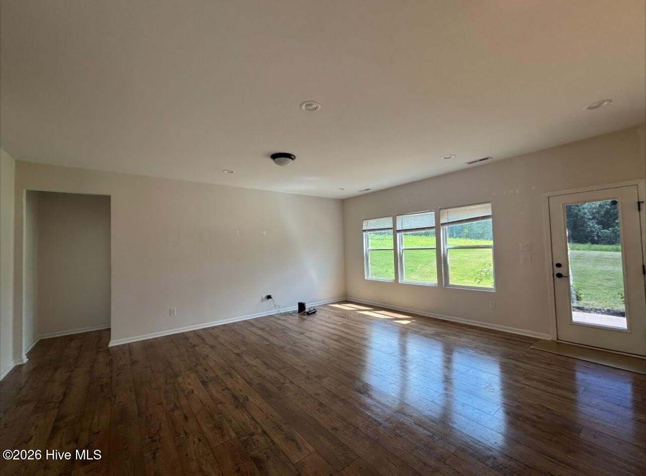 223 Old Harbor Drive Property Photo 7