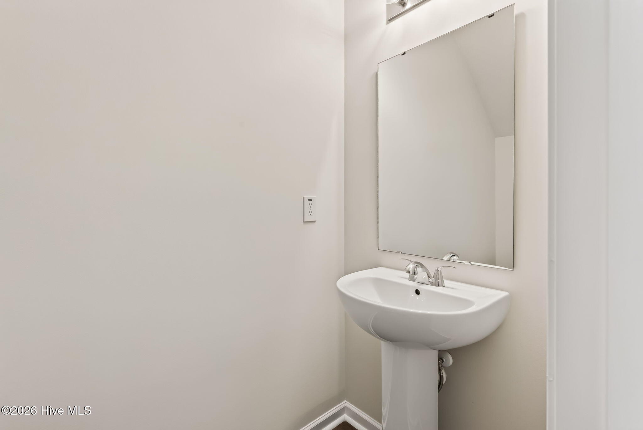 104 Rubyfield Court Property Photo 8