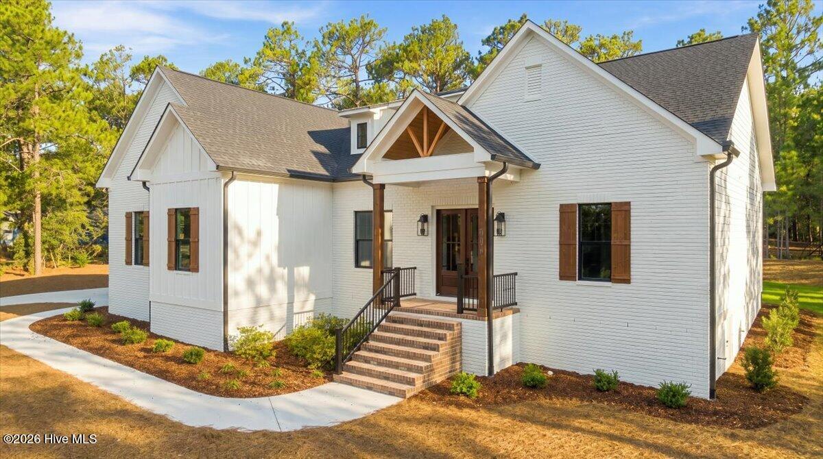 117 Steeplechase Way Property Photo 2