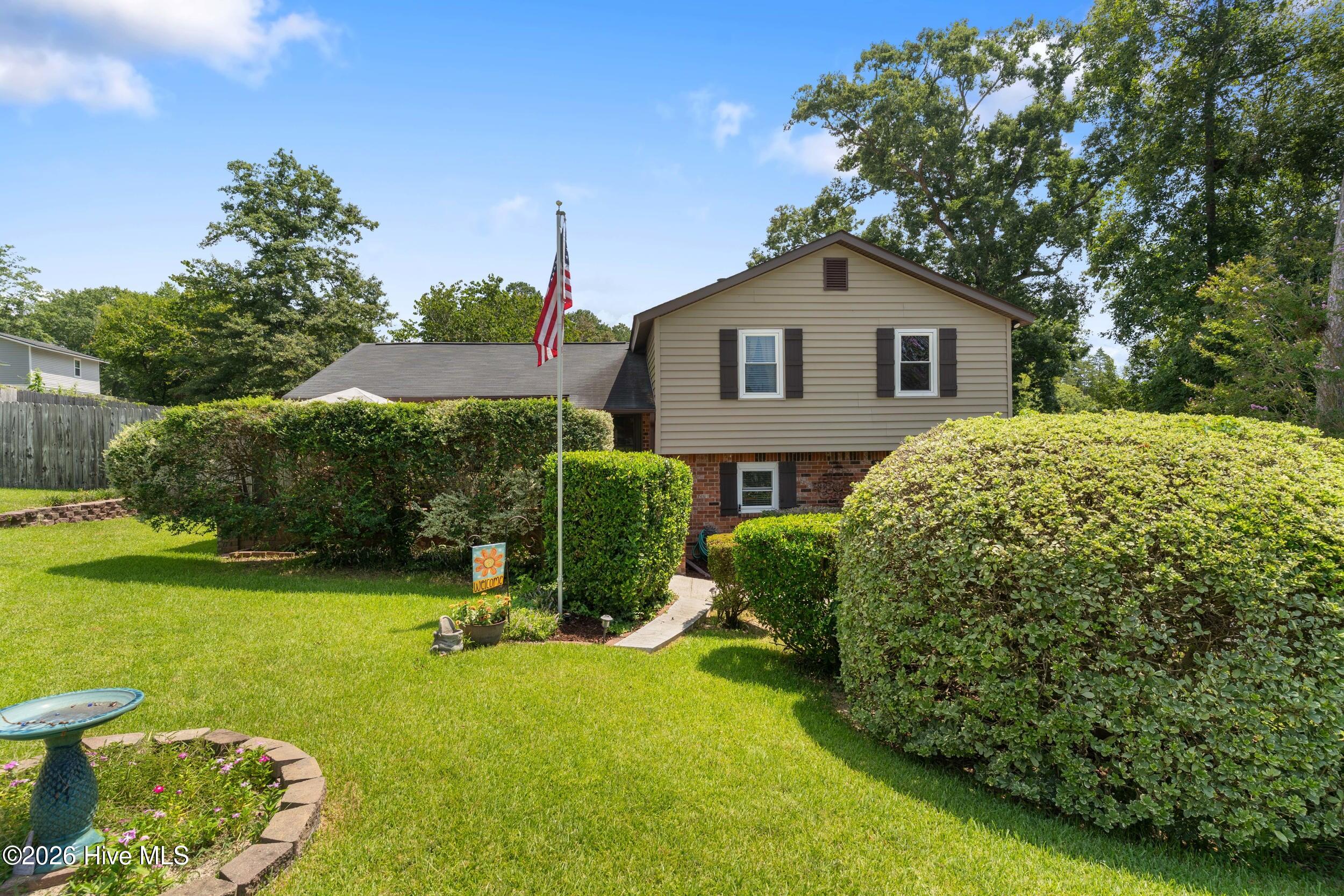 340 Oakleaf Court