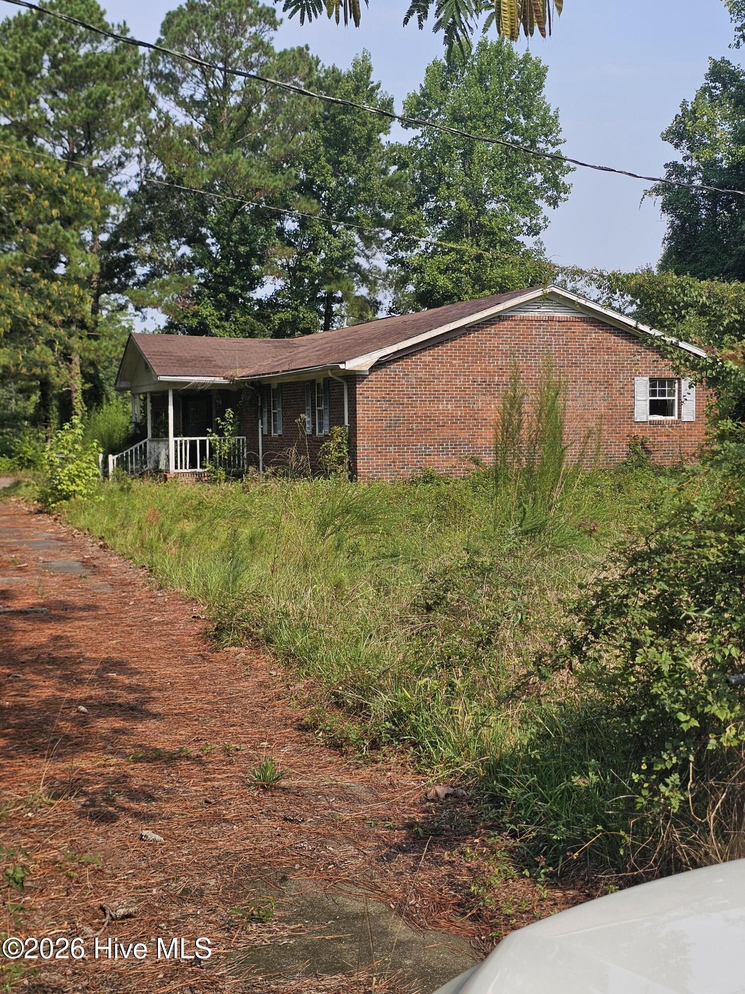 9470 Magnolia Drive Ne Property Photo 2