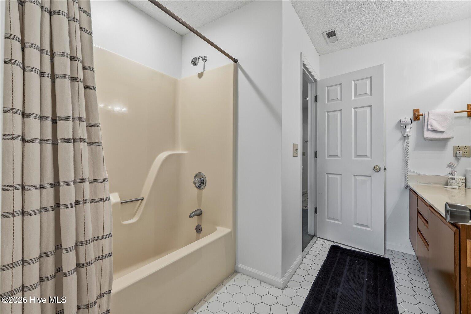 213 Clubhouse Road # 6 Property Photo 10